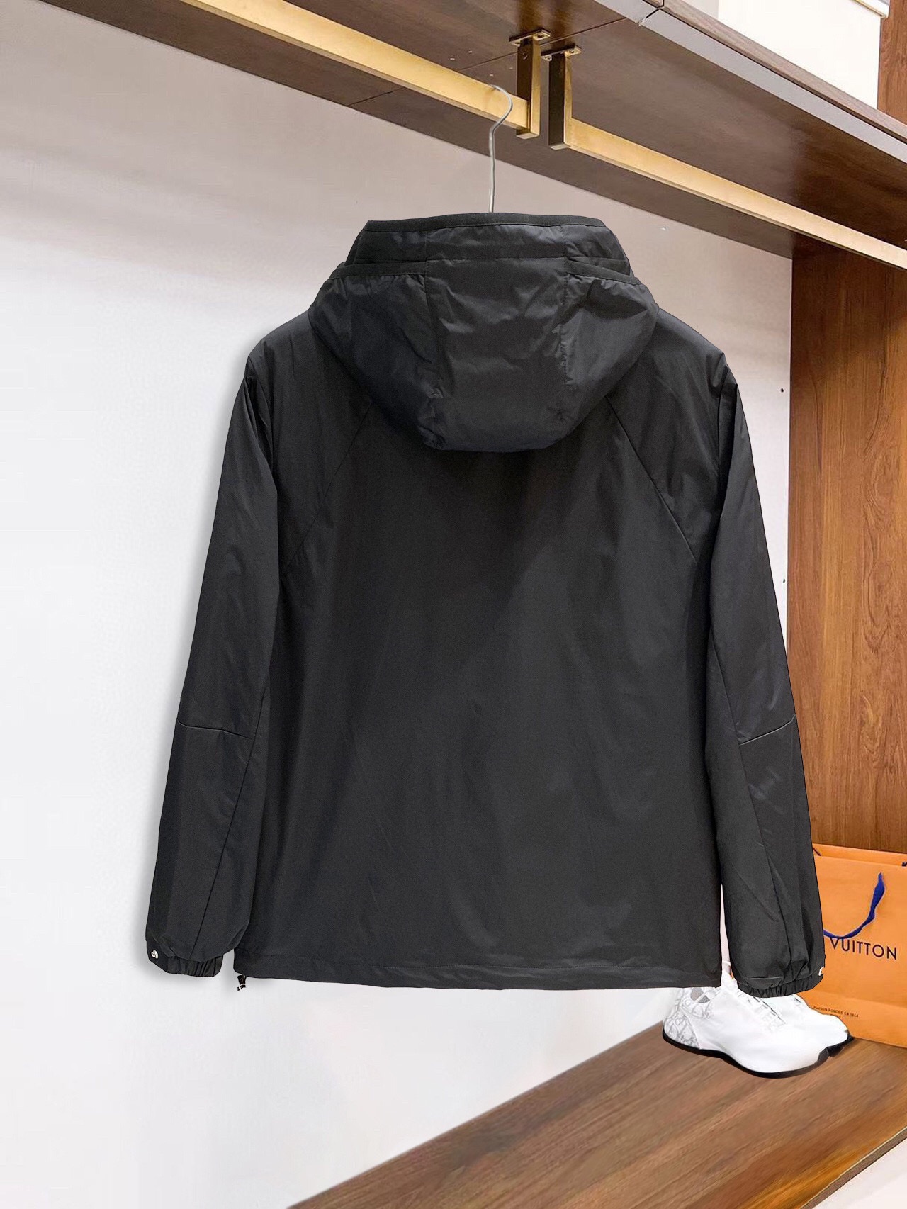 ￼ ￼ ￼ ￼ ￼ ￼ ￼ ￼ ￼ ￼ ￼ ￼ ￼ ￼ ￼ 阿玛尼 官网同步发行 胸前印花品牌logo 