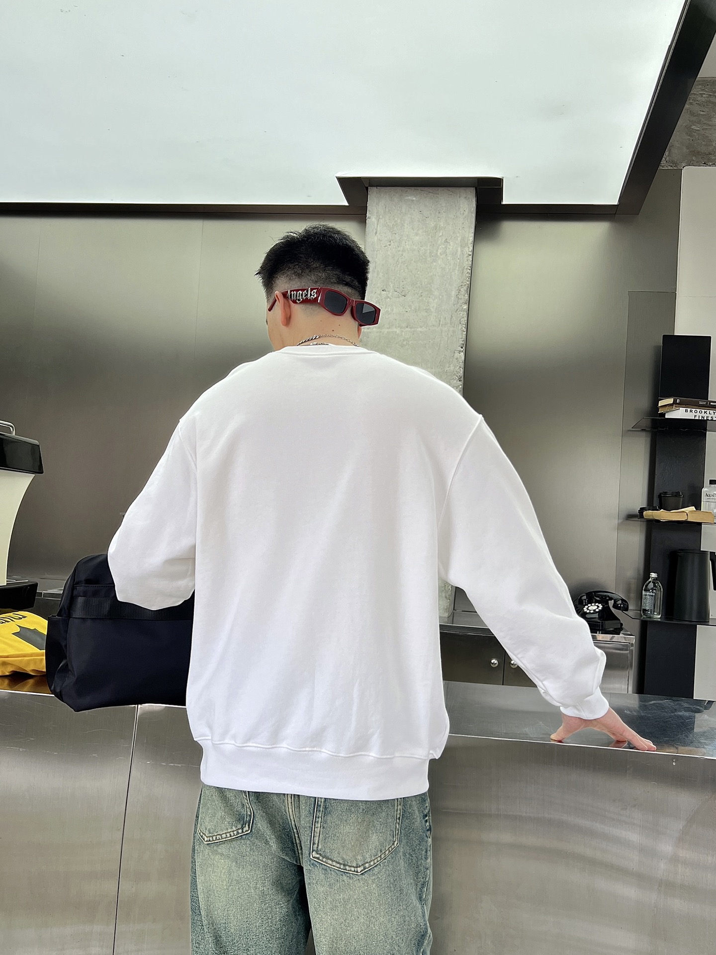 ￼ ￼ ￼ ￼ ￼ ￼ ￼ ￼ ￼ 古驰 官网 新款字母印花双层重工字母图案不管是T桖还是卫衣都是每年的