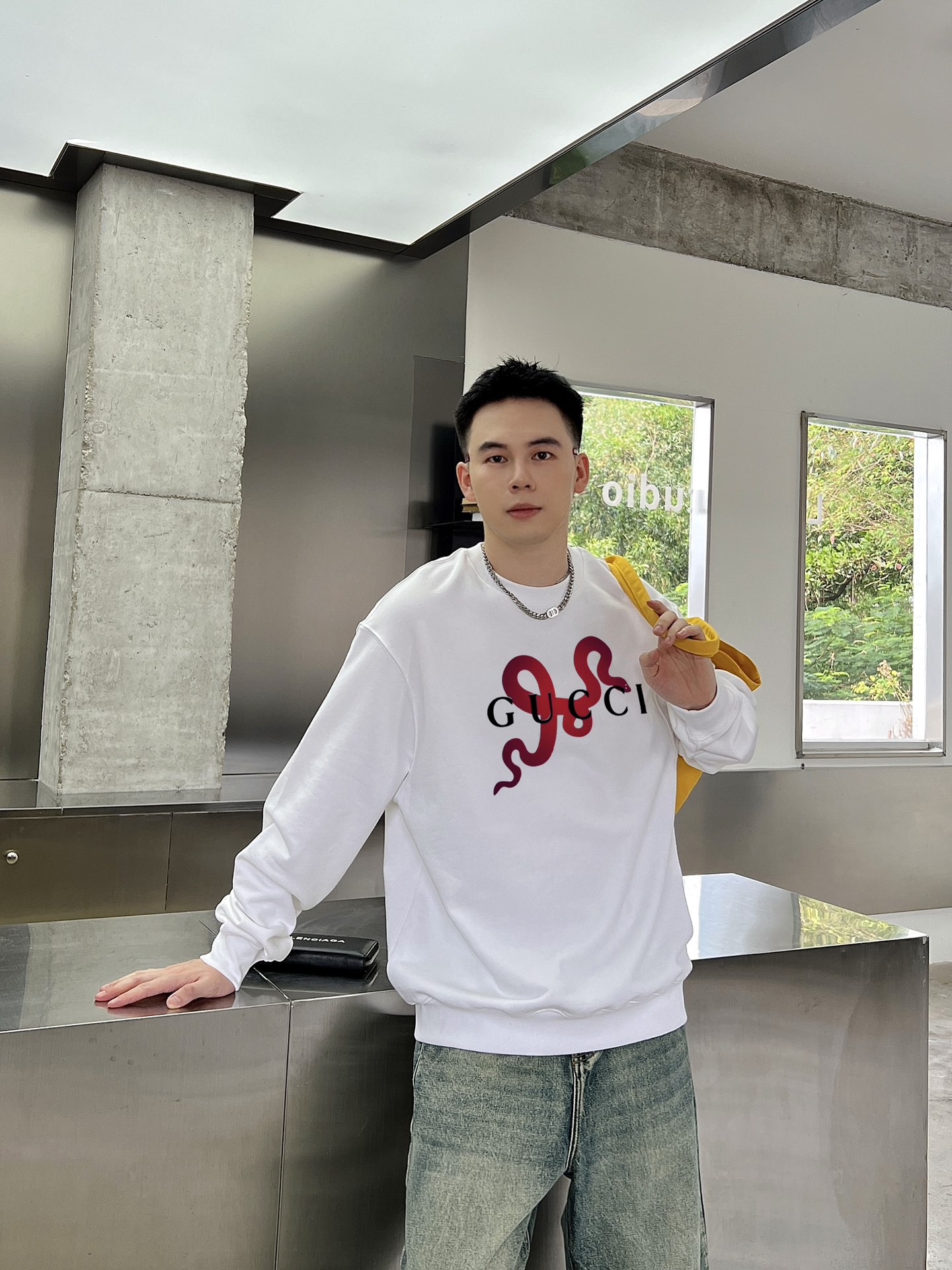 ￼ ￼ ￼ ￼ ￼ ￼ ￼ ￼ ￼ 古驰 官网 新款字母印花双层重工字母图案不管是T桖还是卫衣都是每年的