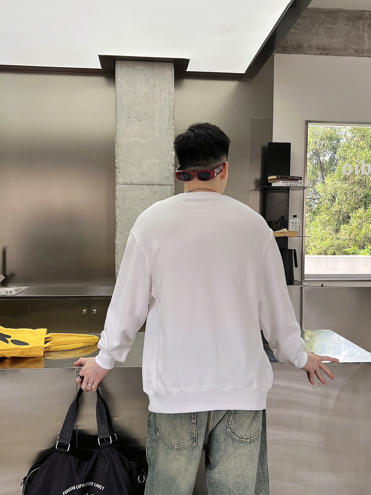 ￼ ￼ ￼ ￼ ￼ ￼ ￼ ￼ ￼ 古驰 官网 新款字母印花双层重工字母图案不管是T桖还是卫衣都是每年的