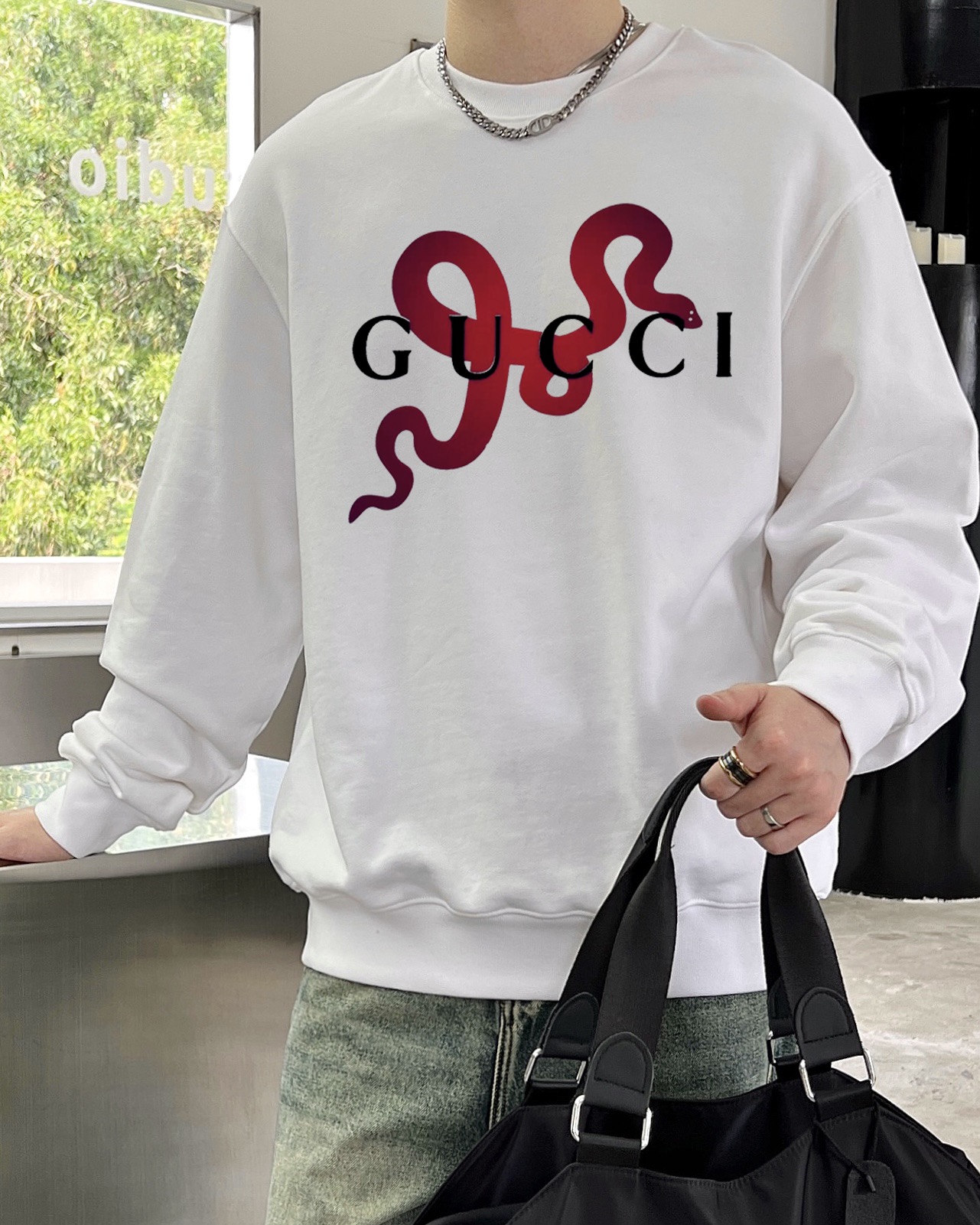 ￼ ￼ ￼ ￼ ￼ ￼ ￼ ￼ ￼ 古驰 官网 新款字母印花双层重工字母图案不管是T桖还是卫衣都是每年的