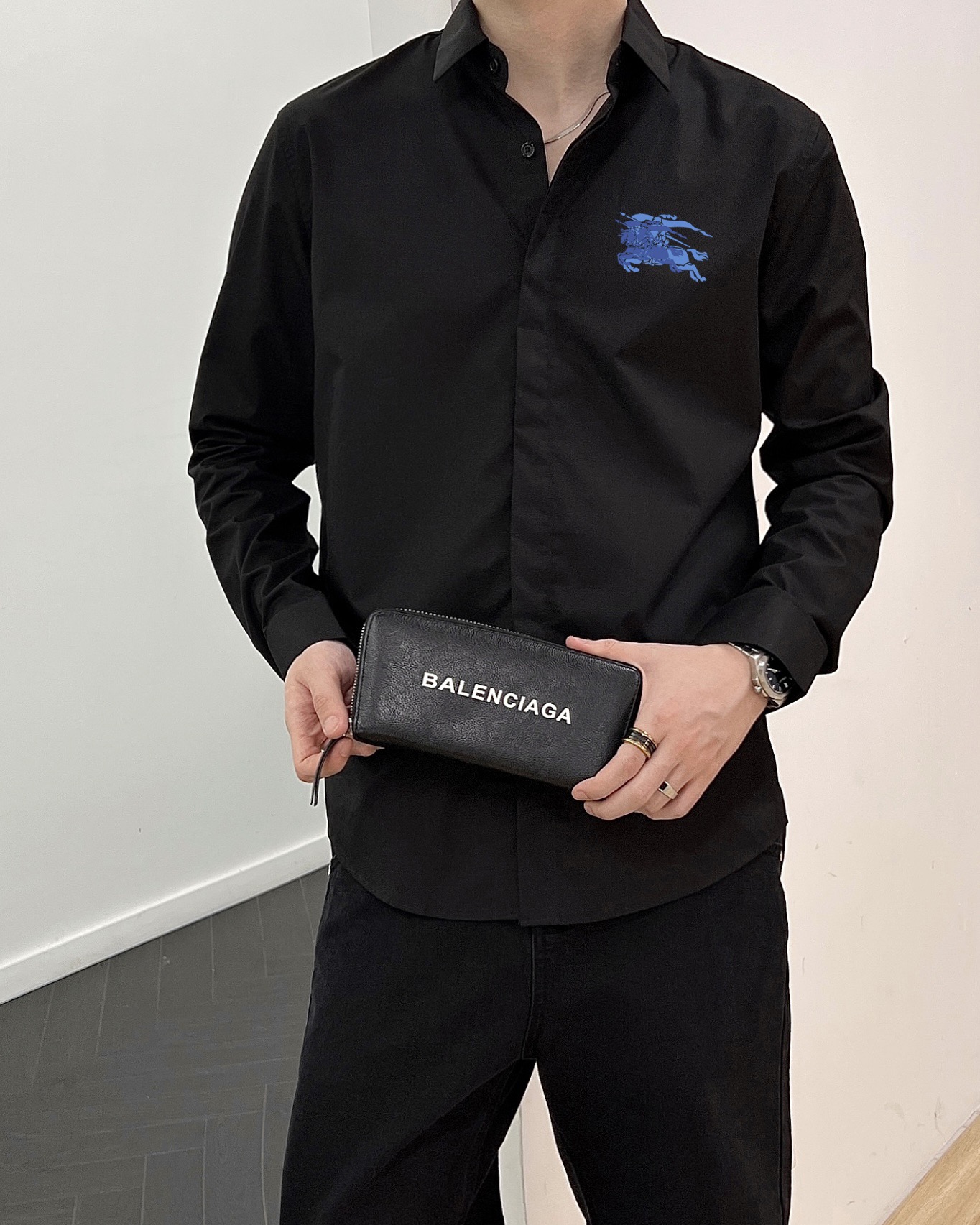 巴宝莉 最新款男士必备款长袖衬衫，100%天然棉，舒服透气，原单狠货，原版面料，柔软舒适，上身高端又奢华