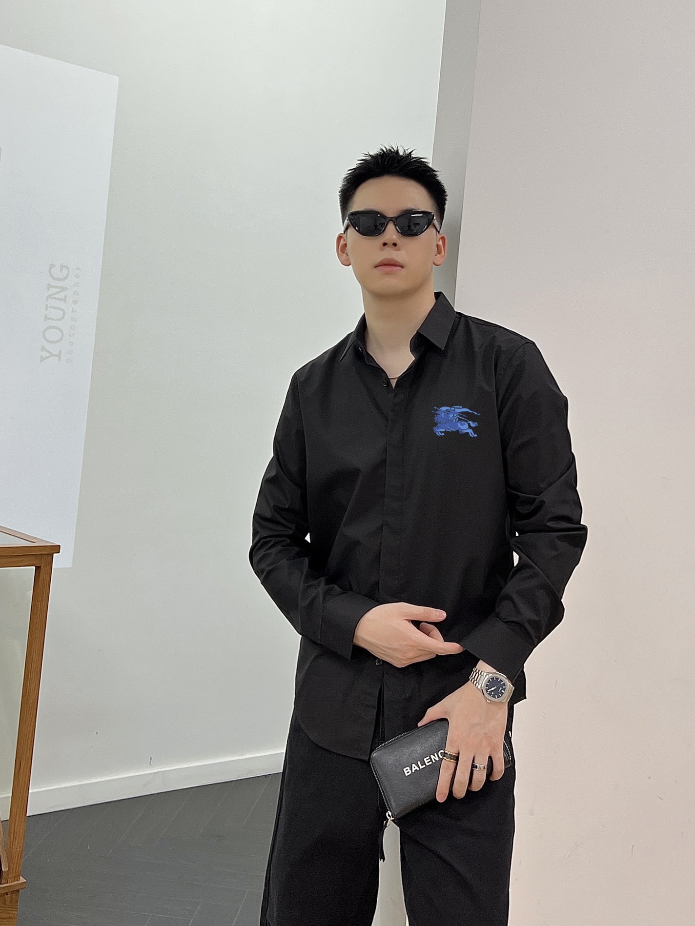 巴宝莉 最新款男士必备款长袖衬衫，100%天然棉，舒服透气，原单狠货，原版面料，柔软舒适，上身高端又奢华