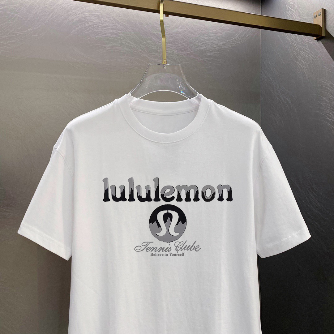         LULU 新款字母印花双层重工短袖T桖 字母图案不管是