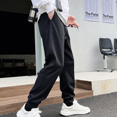   杰尼亚 秋冬加厚新款 2024官网品牌标识logo印花休闲裤裤。定制纯棉针织400磅复合面料,   杰尼亚 秋冬加厚新款 2024官网品牌标识logo印花休闲裤裤。定制纯棉针织400磅复合面料,