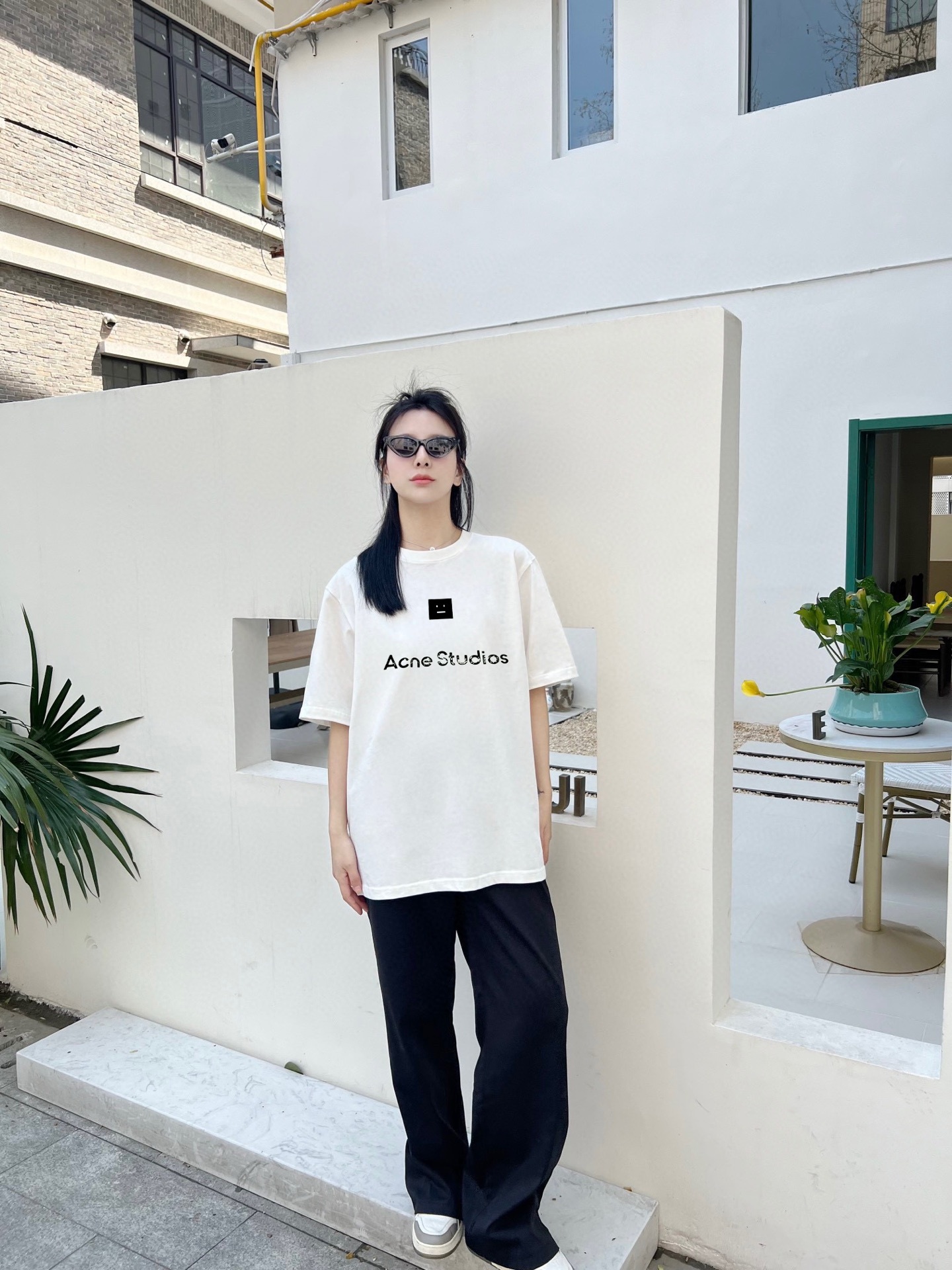         ACNE 新款字母印花双层重工短袖T桖 字母图案不管是