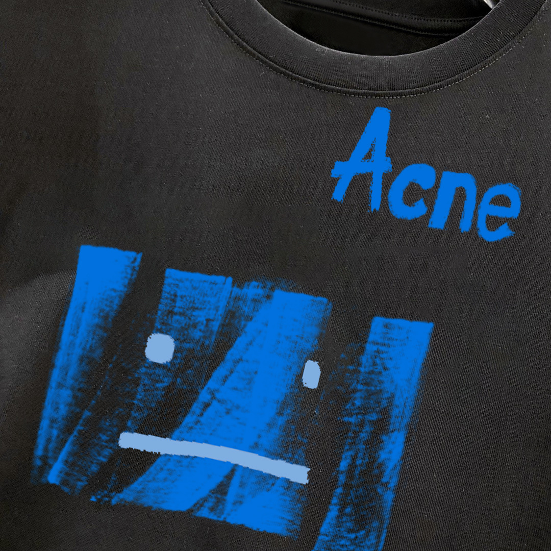         ACNE 新款字母印花双层重工短袖T桖 字母图案不管是