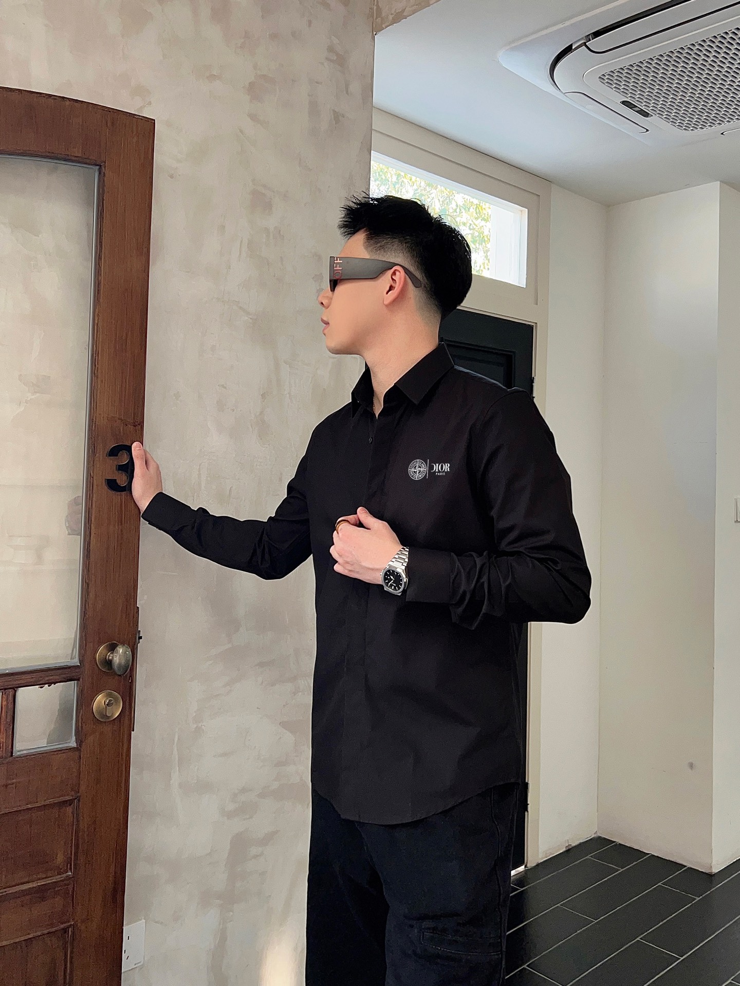 F940 迪奥 最新款男士必备款衬衫，100%天然棉，舒服透气，原单狠货，原版面料，柔软舒适，上身高端又