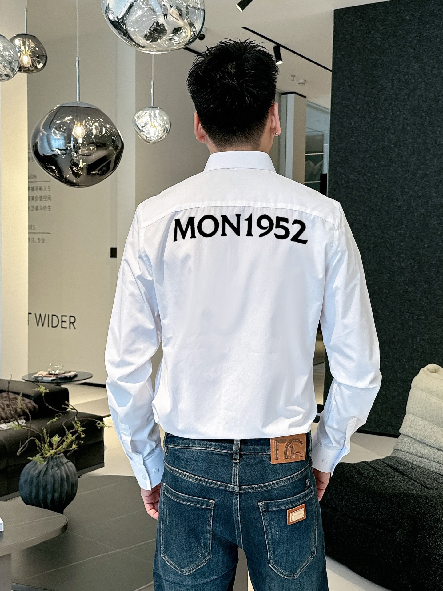 F940 蒙口 最新款男士必备款衬衫，100%天然棉，舒服透气，原单狠货，原版面料，柔软舒适，上身高端又