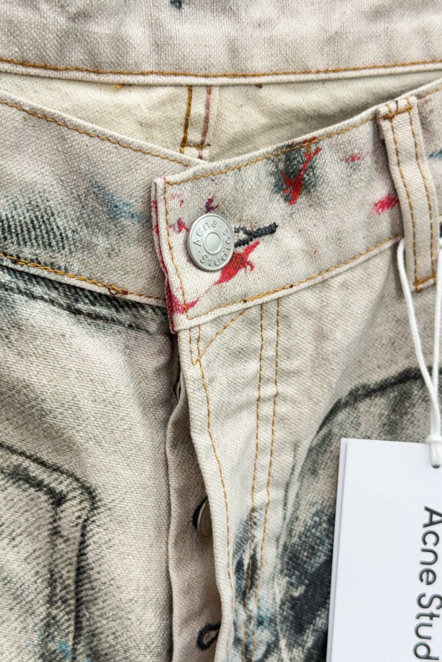 New Loose Fit Wide Leg Jeans in Light Blue with Unique Marking Details - 图片 5