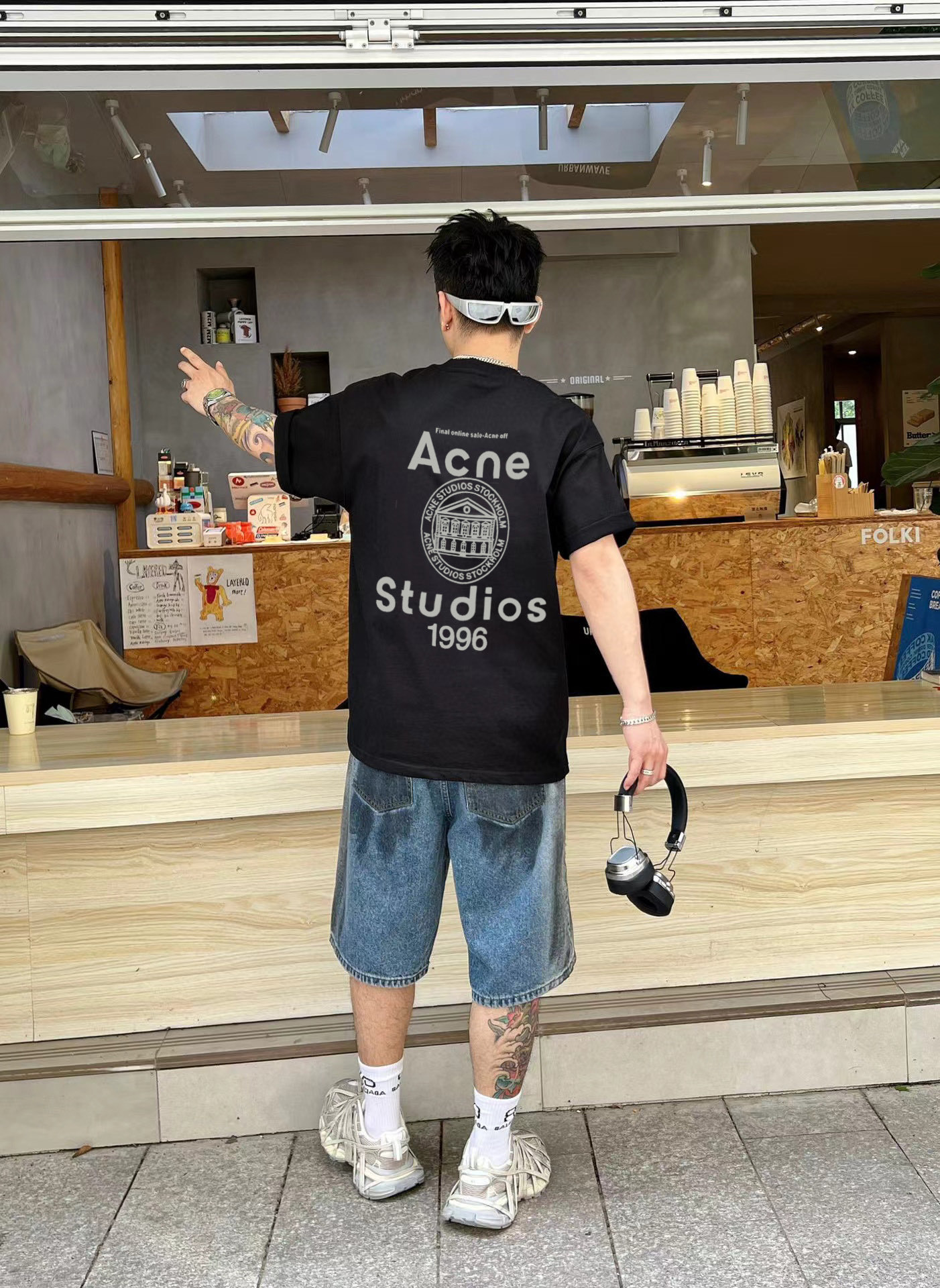         ACNE 新款字母印花双层重工短袖T桖 字母图案不管是