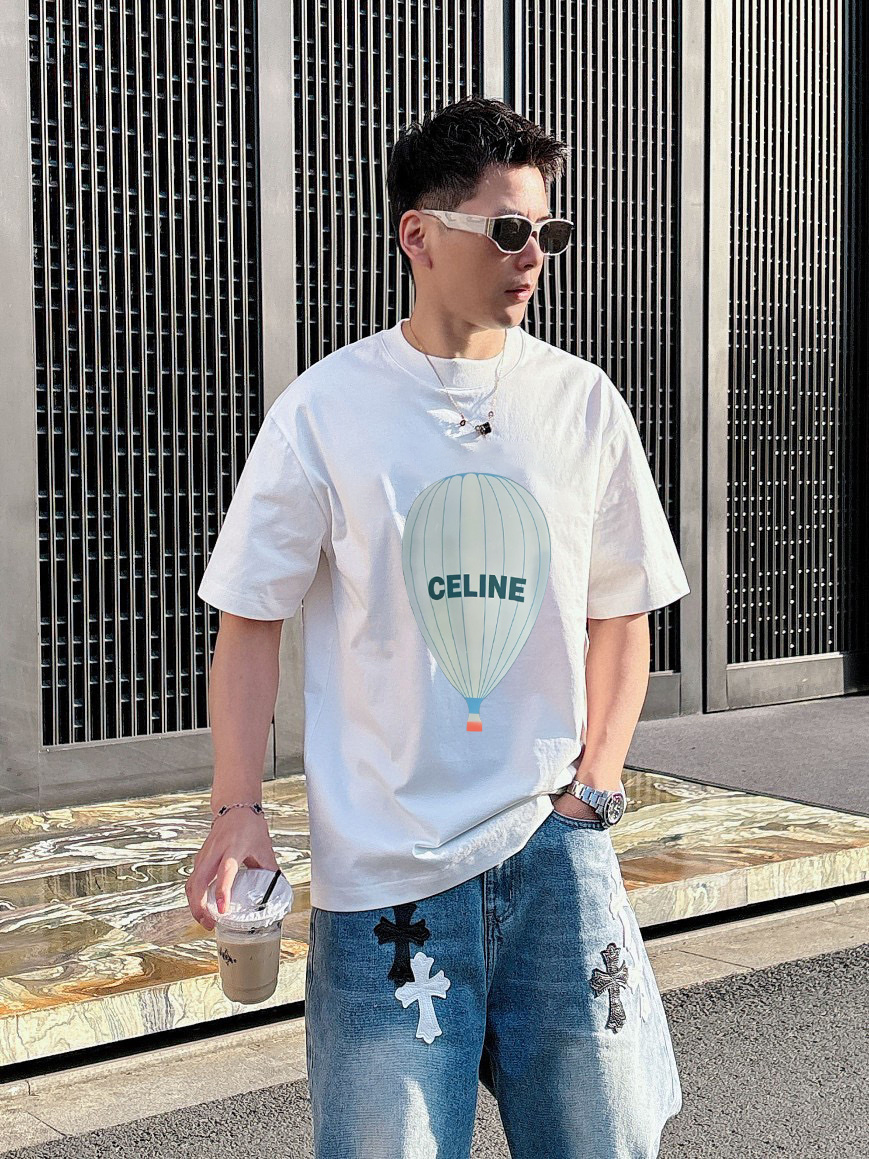 ￼        CE 新款字母印花双层重工短袖T桖  字母图案不管是T桖还是卫衣都是每年的爆款单品  