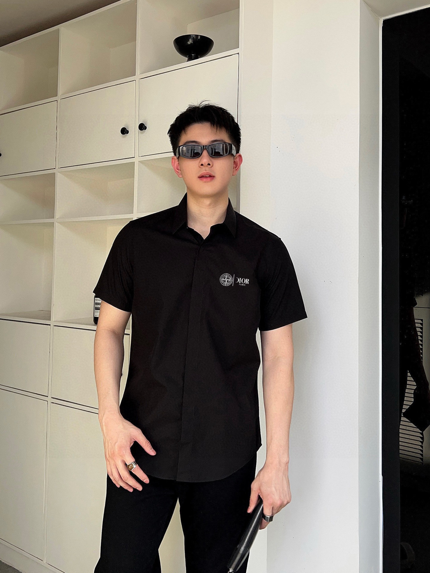  迪奥 专柜最新款男士必备款短袖衬衫,100%天然棉,舒服透气,原单狠货,原版面料,柔软舒适,上身