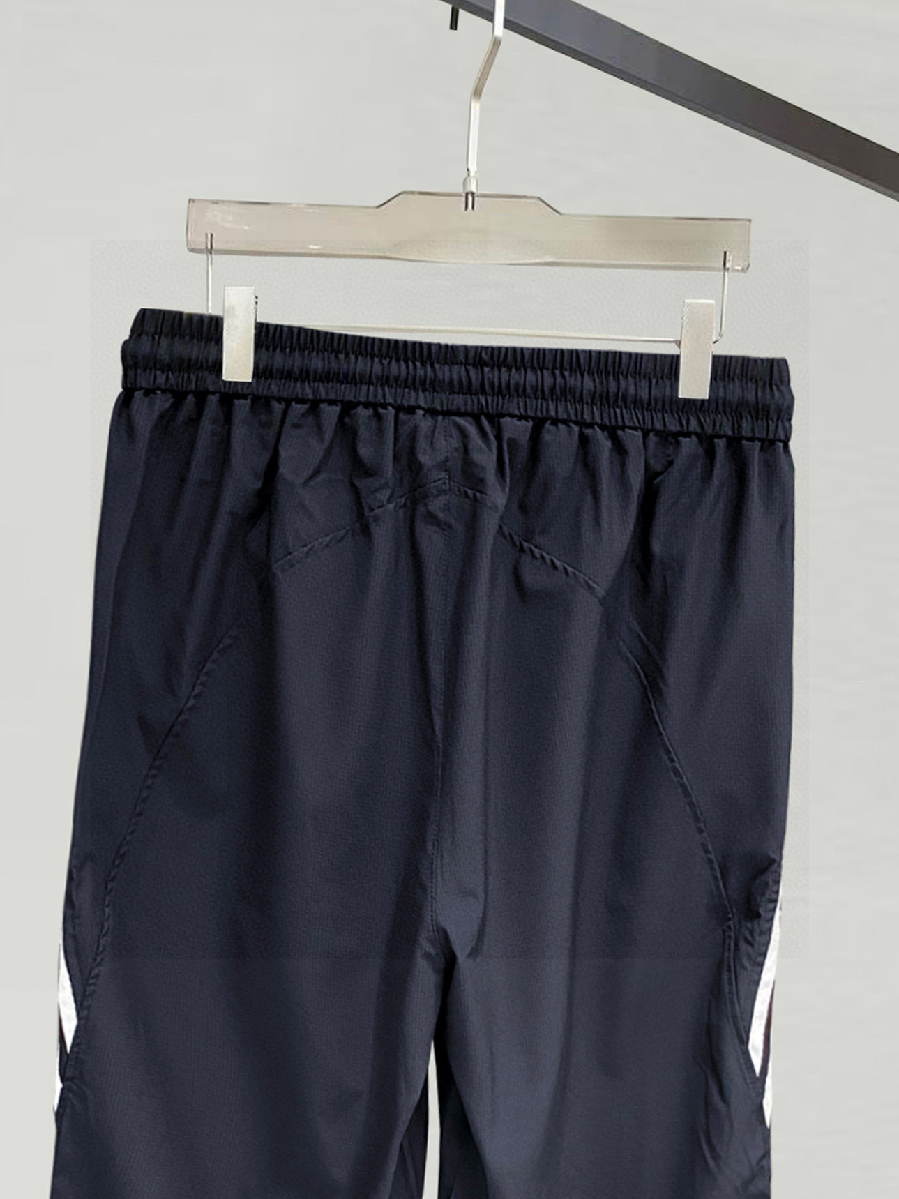  Y-3 同步更新 织带长裤 春夏定制高科技面料 舒适无比 家族式织带拼接 运动感超强 尺码：L-4XL