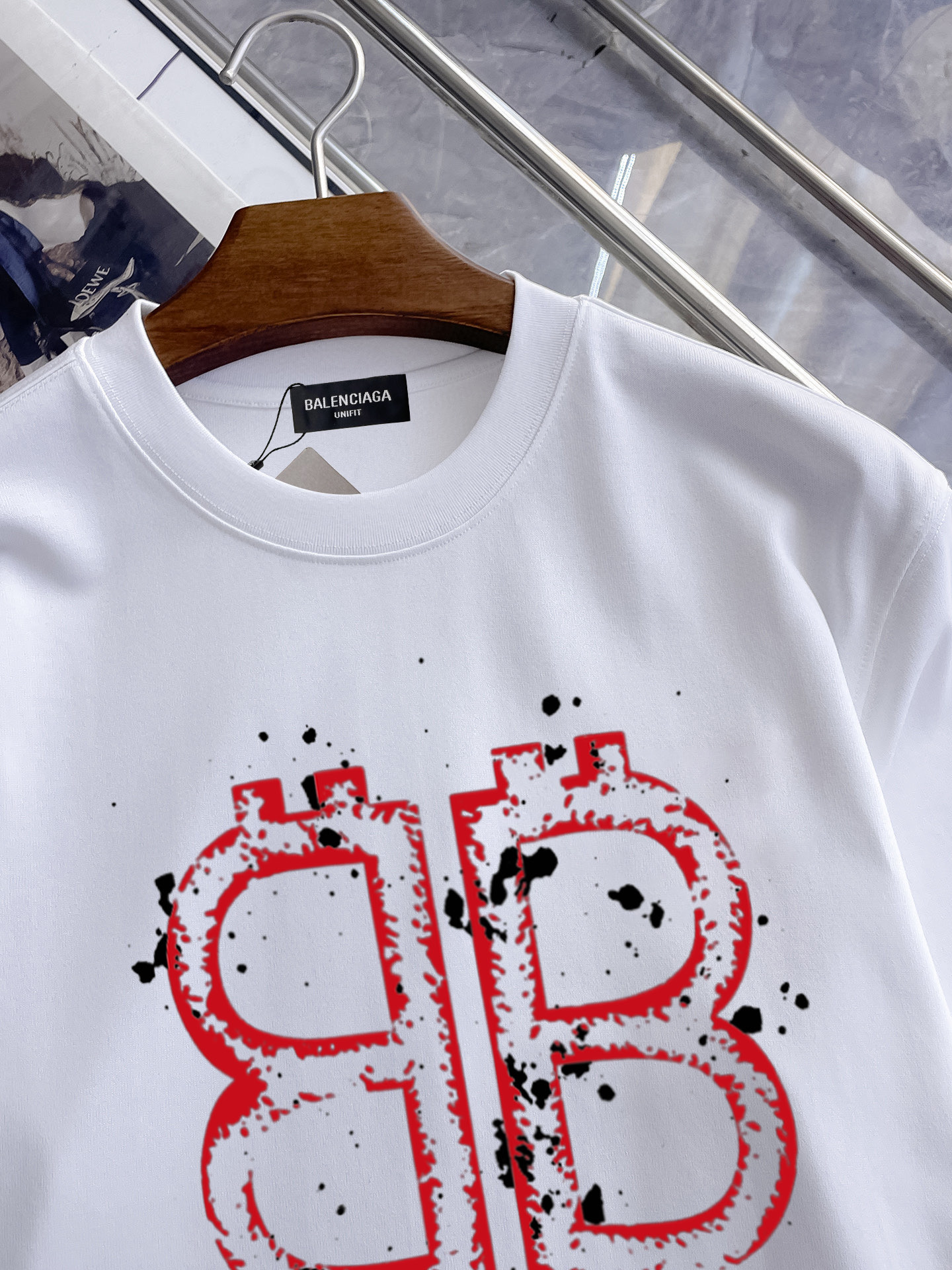 ￼ ￼ ￼ ￼ ￼ 巴黎世家 新款字母印花双层重工短袖T桖 字母图案不管是T桖还是卫衣都是每年的爆款单品