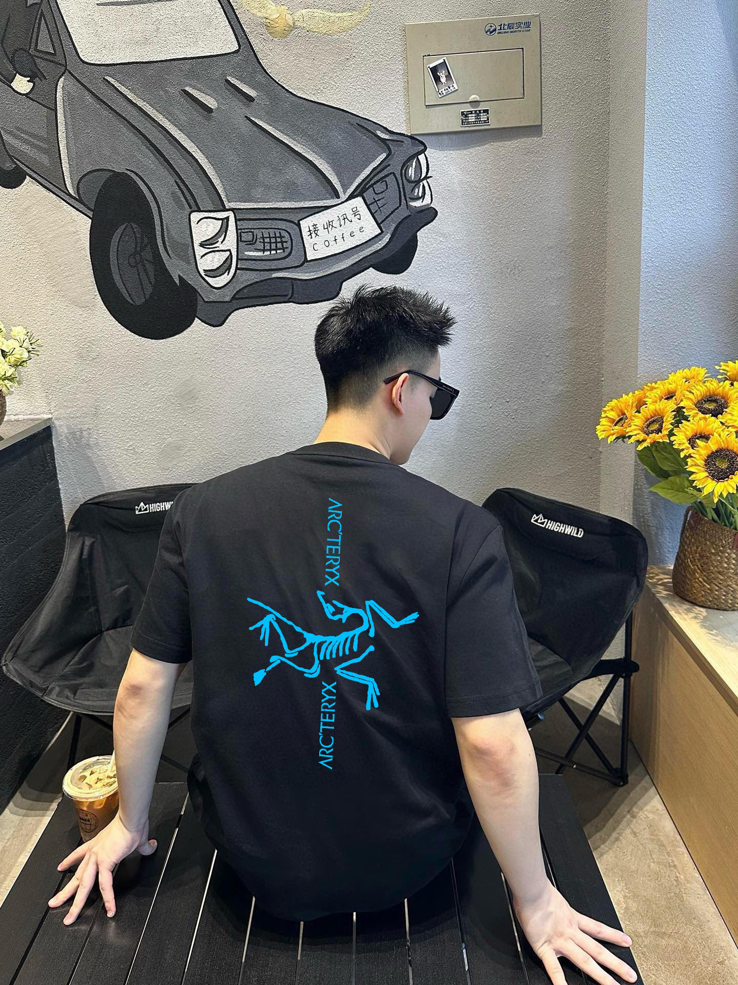 ￼ ￼ ￼ ￼ ￼ 始祖鸟 新款字母印花双层重工短袖T桖 字母图案不管是T桖还是卫衣都是每年的爆款单品 