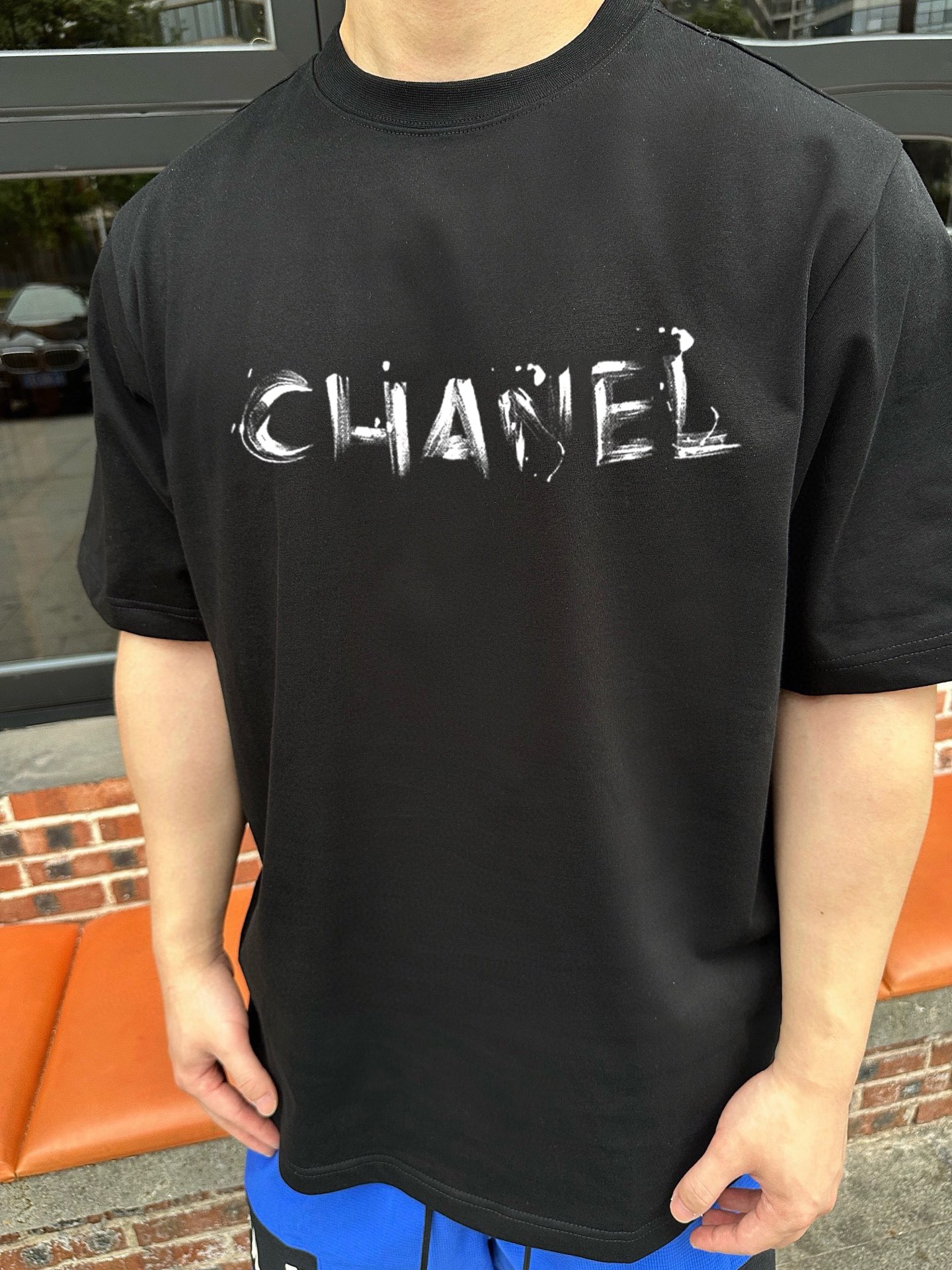 ￼ ￼ ￼ ￼ ￼ 香奈儿 新款字母印花双层重工短袖T桖 字母图案不管是T桖还是卫衣都是每年的爆款单品 