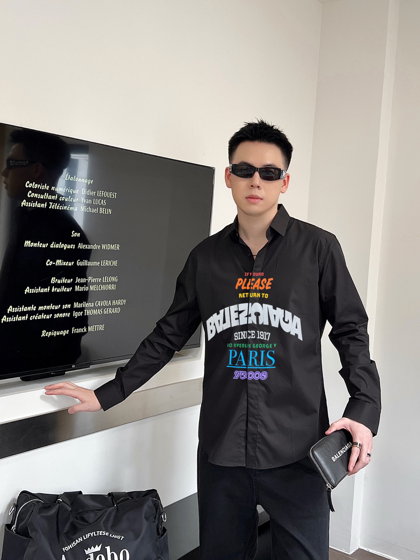 巴黎世家 最新款男士必备款衬衫，100%天然棉，舒服透气，原单狠货，原版面料，柔软舒适，上身高端又奢华，