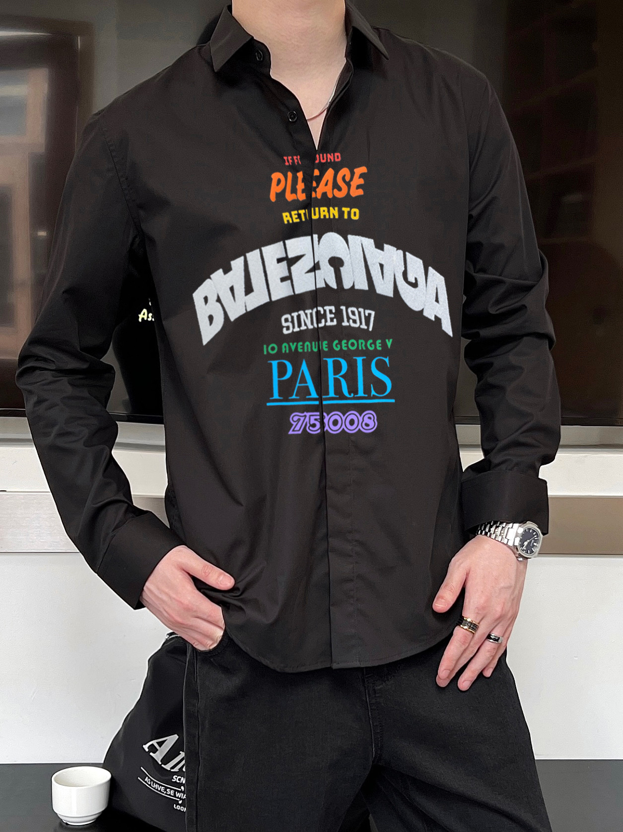 巴黎世家 最新款男士必备款衬衫，100%天然棉，舒服透气，原单狠货，原版面料，柔软舒适，上身高端又奢华，