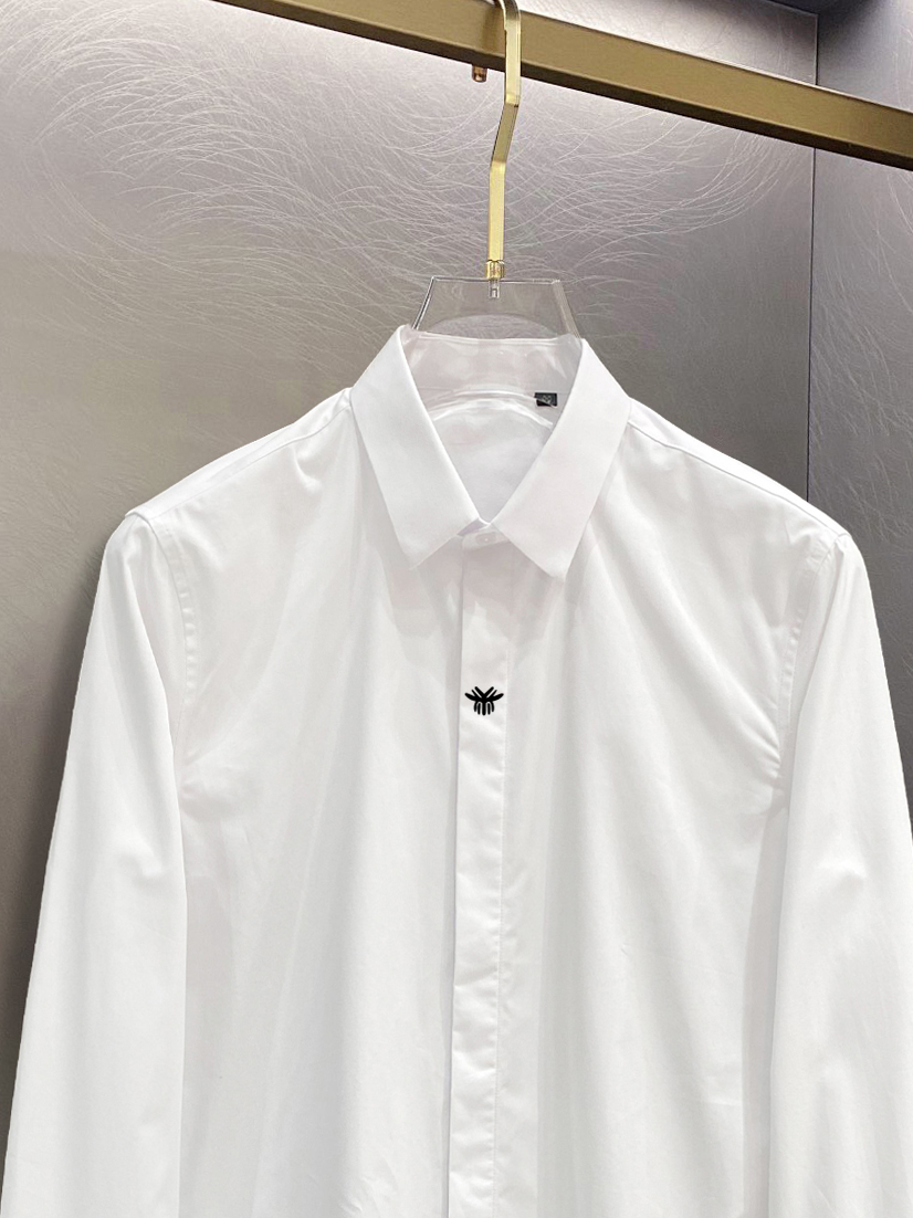 迪奥 最新款男士必备款衬衫，100%天然棉，舒服透气，原单狠货，原版面料，柔软舒适，上身高端又奢华，足够