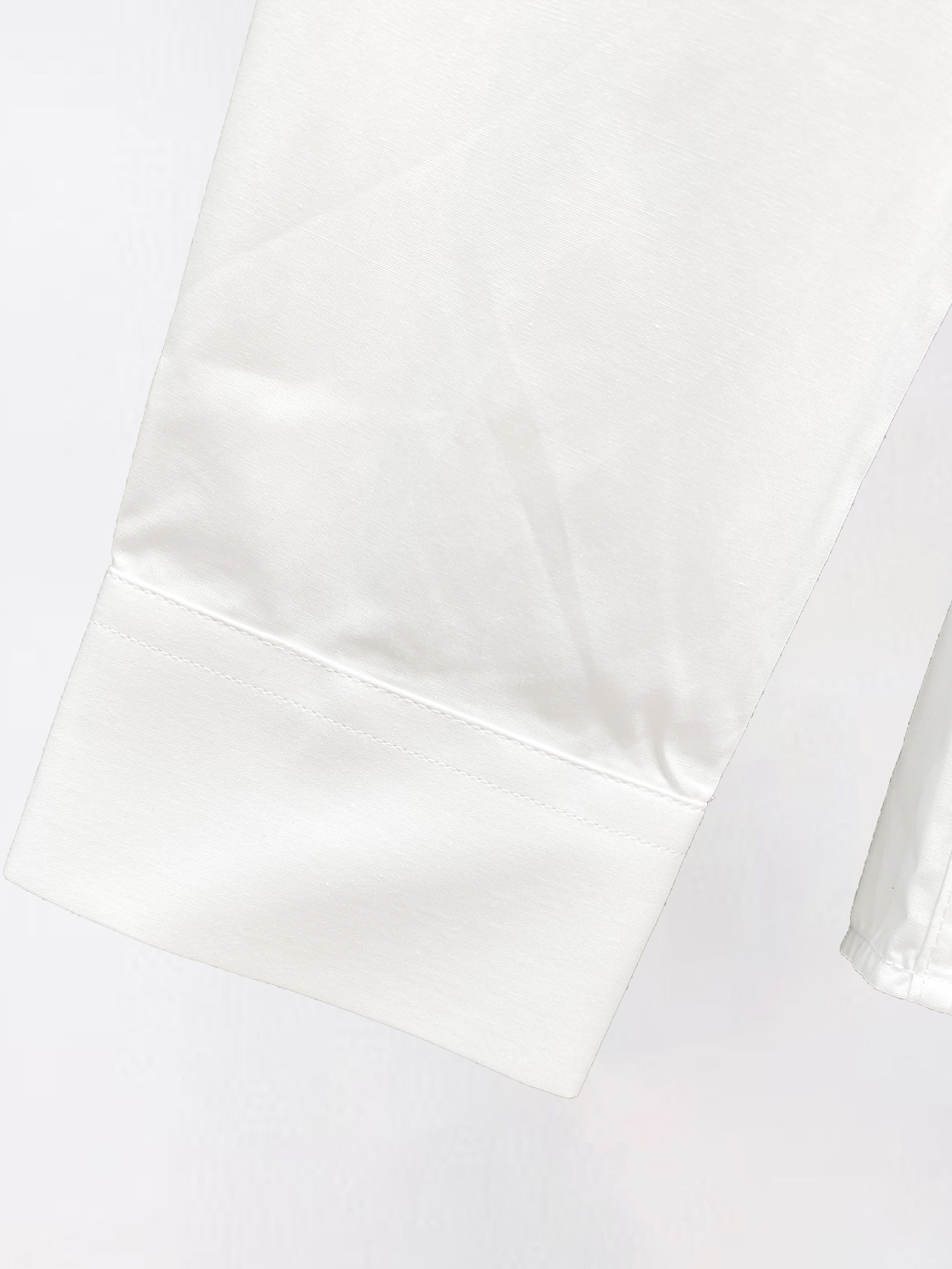 ￼ 始祖鸟 最新款男士必备款衬衫，100%天然棉，舒服透气，原单狠货，原版面料，柔软舒适，上身高端又奢华