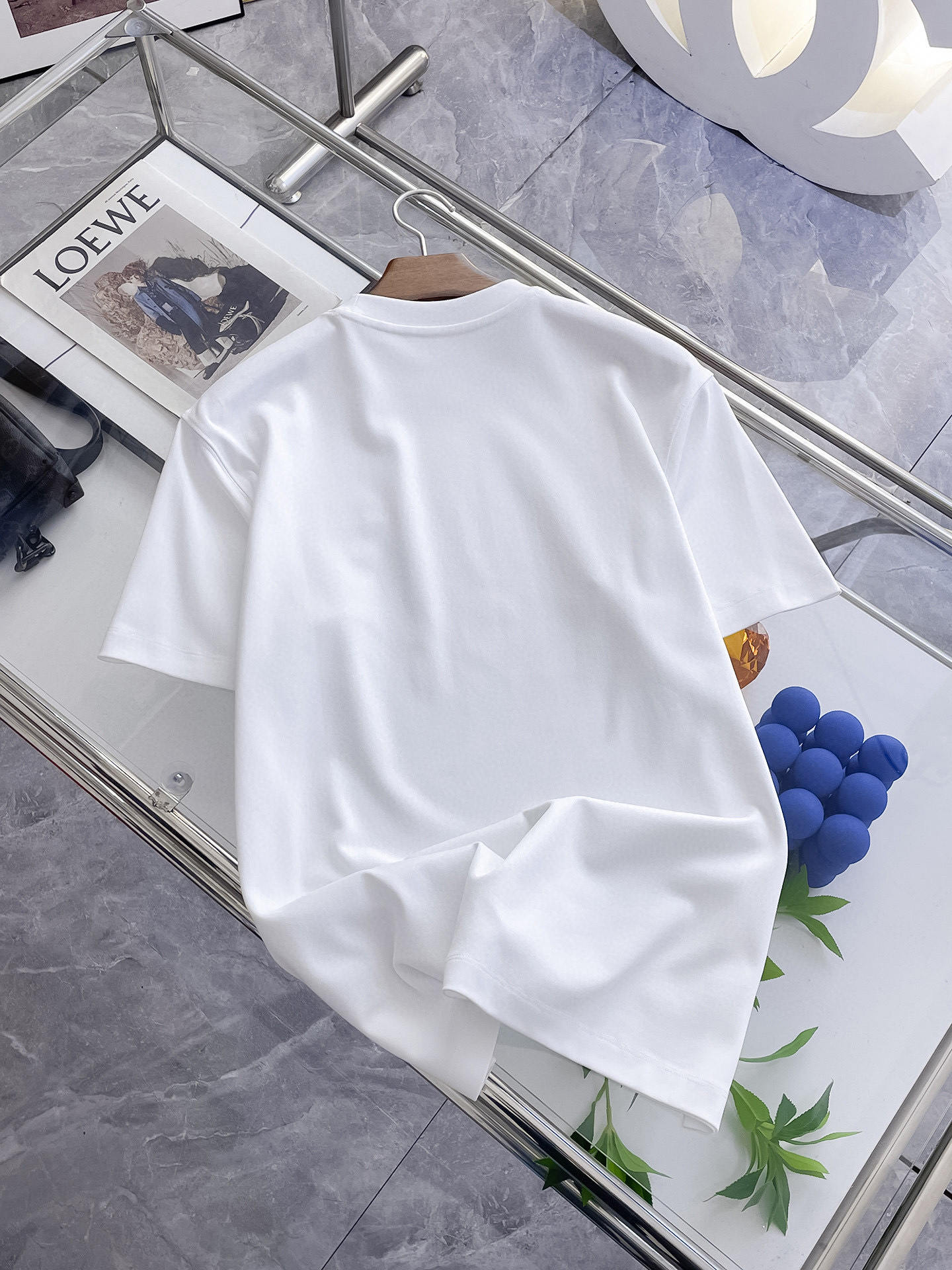 ￼ ￼ ￼ ￼ ￼ 马吉拉 新款字母印花双层重工短袖T桖 字母图案不管是T桖还是卫衣都是每年的爆款单品 