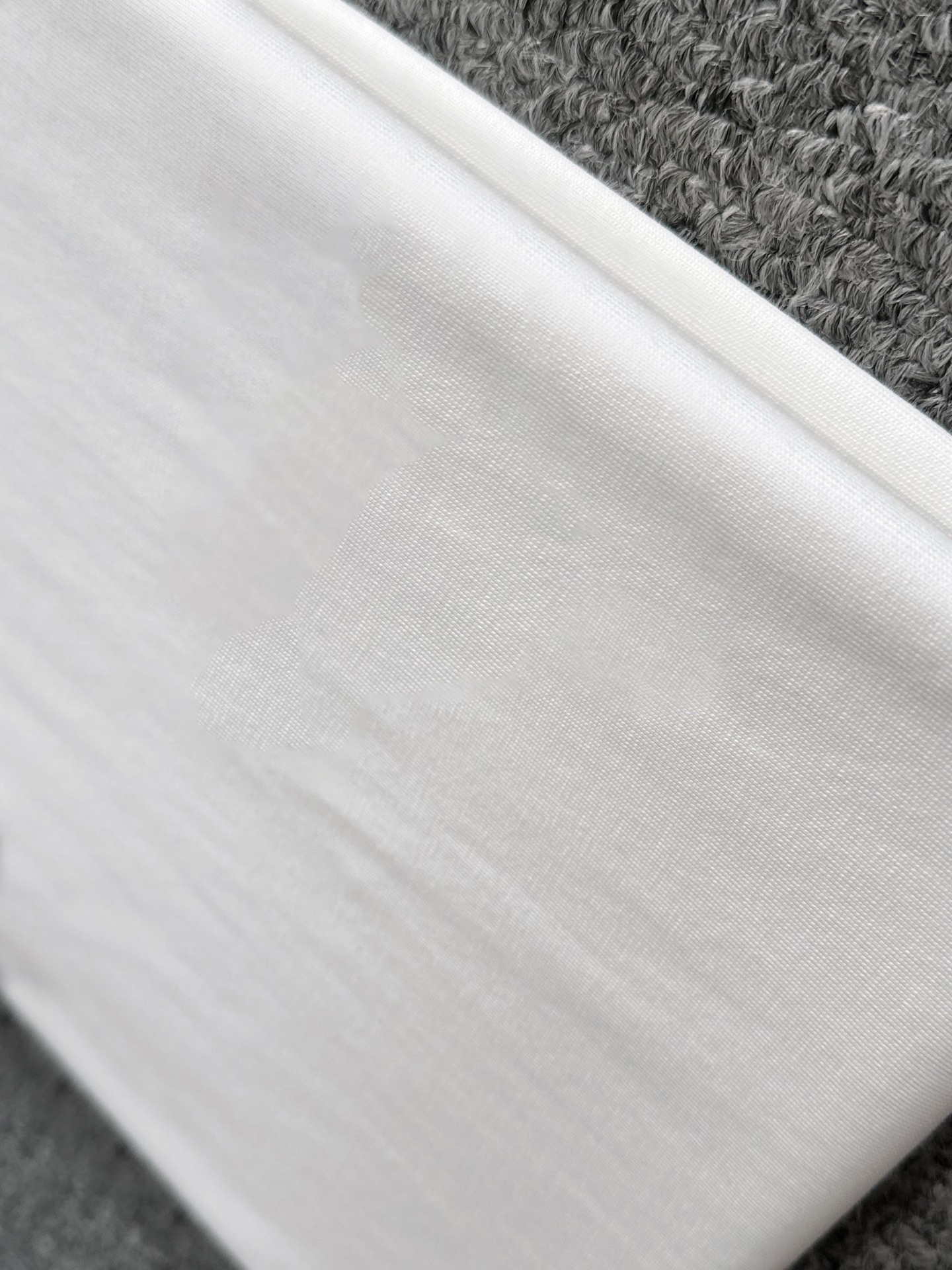 ￼ ￼ ￼ ￼ ￼ 迪奥 新款字母印花双层重工短袖T桖 字母图案不管是T桖还是卫衣都是每年的爆款单品 前