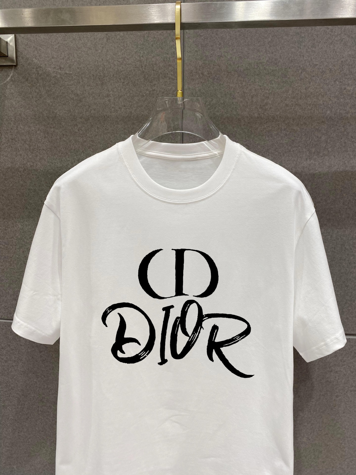 ￼ ￼ ￼ ￼ ￼ ￼ ￼ ￼ ￼￼ 迪奥 新款字母印花双层重工短袖T桖 字母图案不管是T桖还是卫衣都是