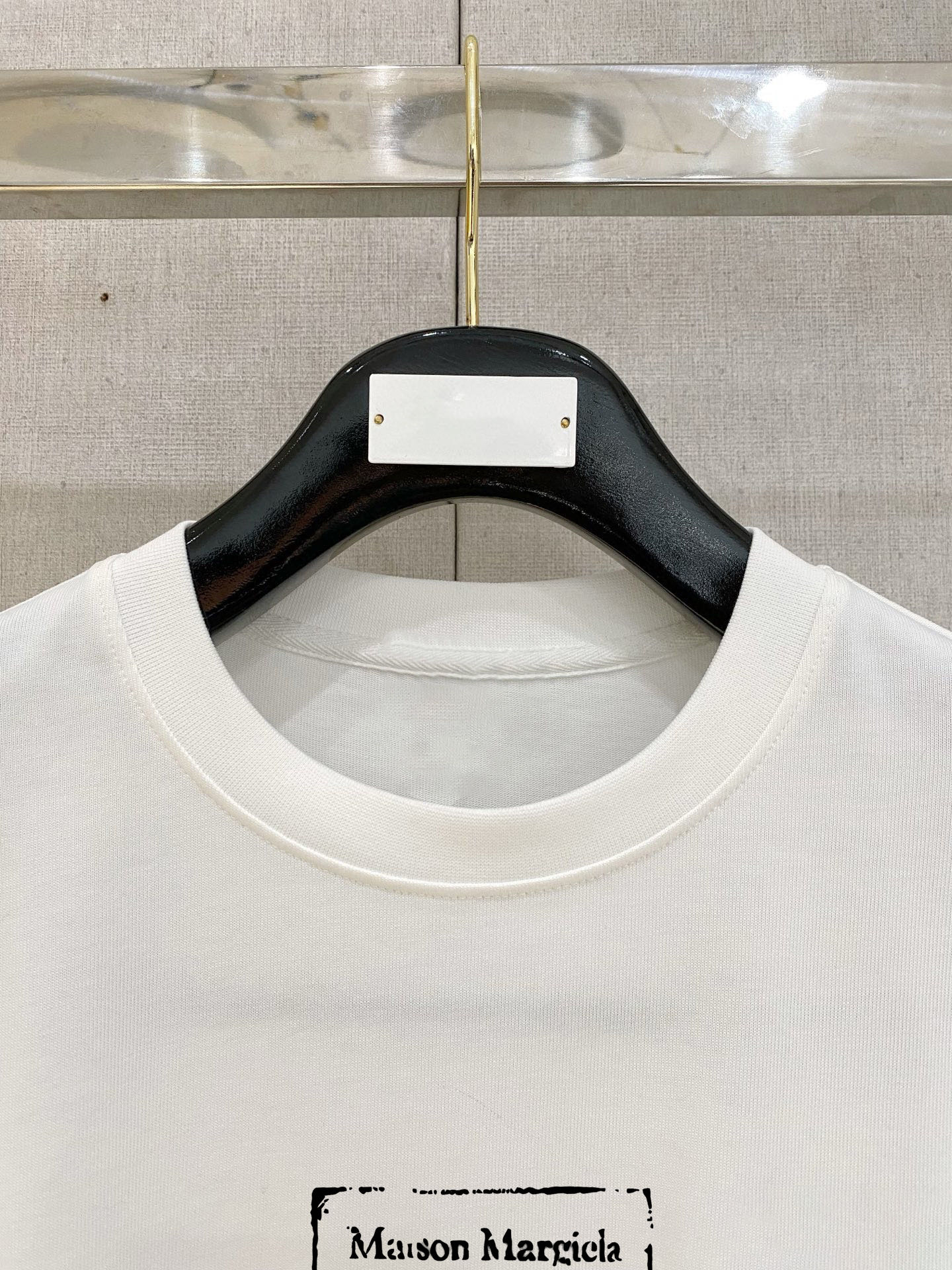 ￼ ￼ ￼ ￼ ￼ ￼ ￼ ￼ ￼￼ 马吉拉 新款字母印花双层重工短袖T桖 字母图案不管是桖还是卫衣都是