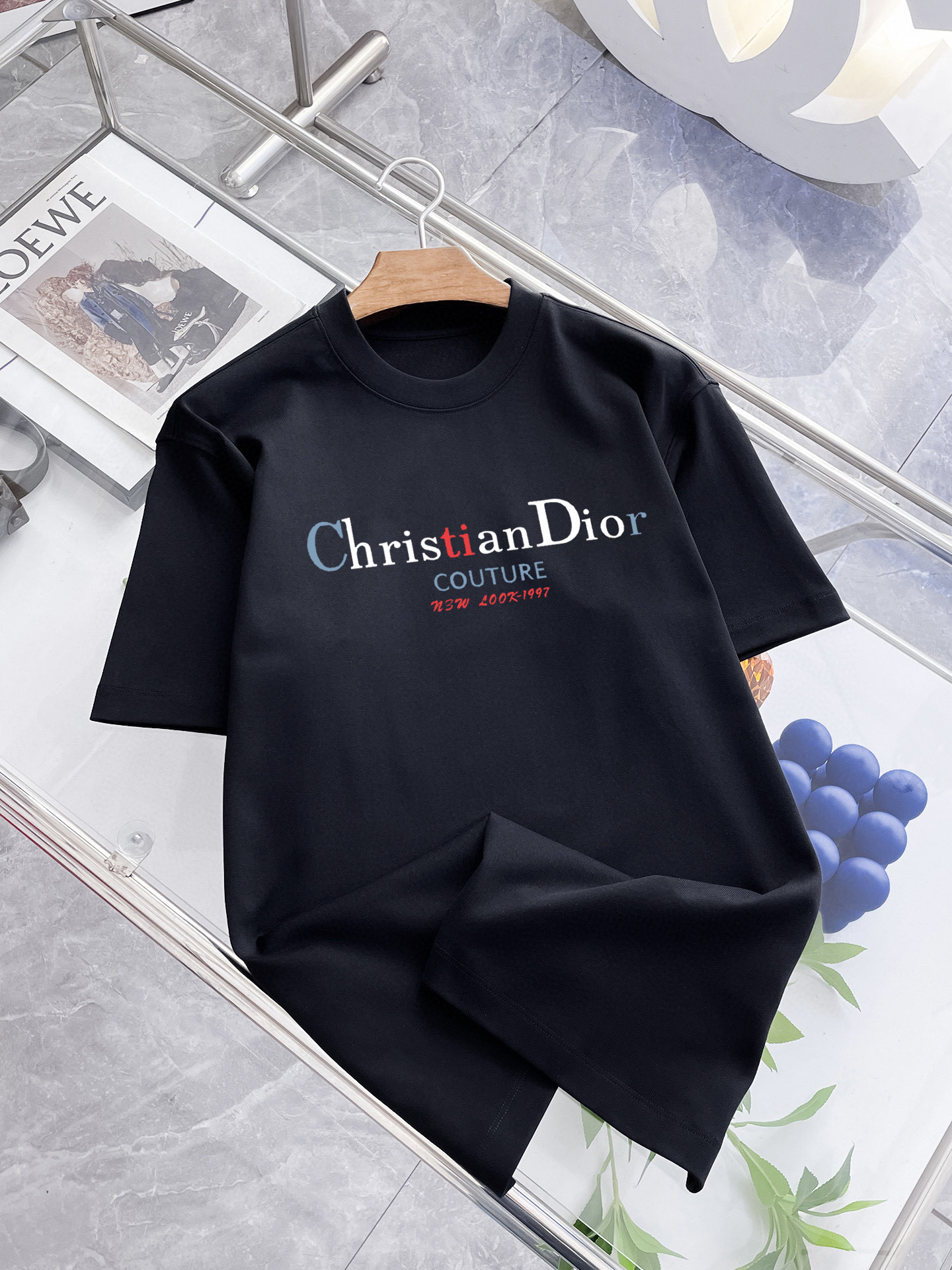 ￼ ￼ ￼ ￼ ￼ ￼ ￼ ￼ ￼￼ 迪奥 新款字母印花双层重工短袖T桖 字母图案不管是T桖还是卫衣都是