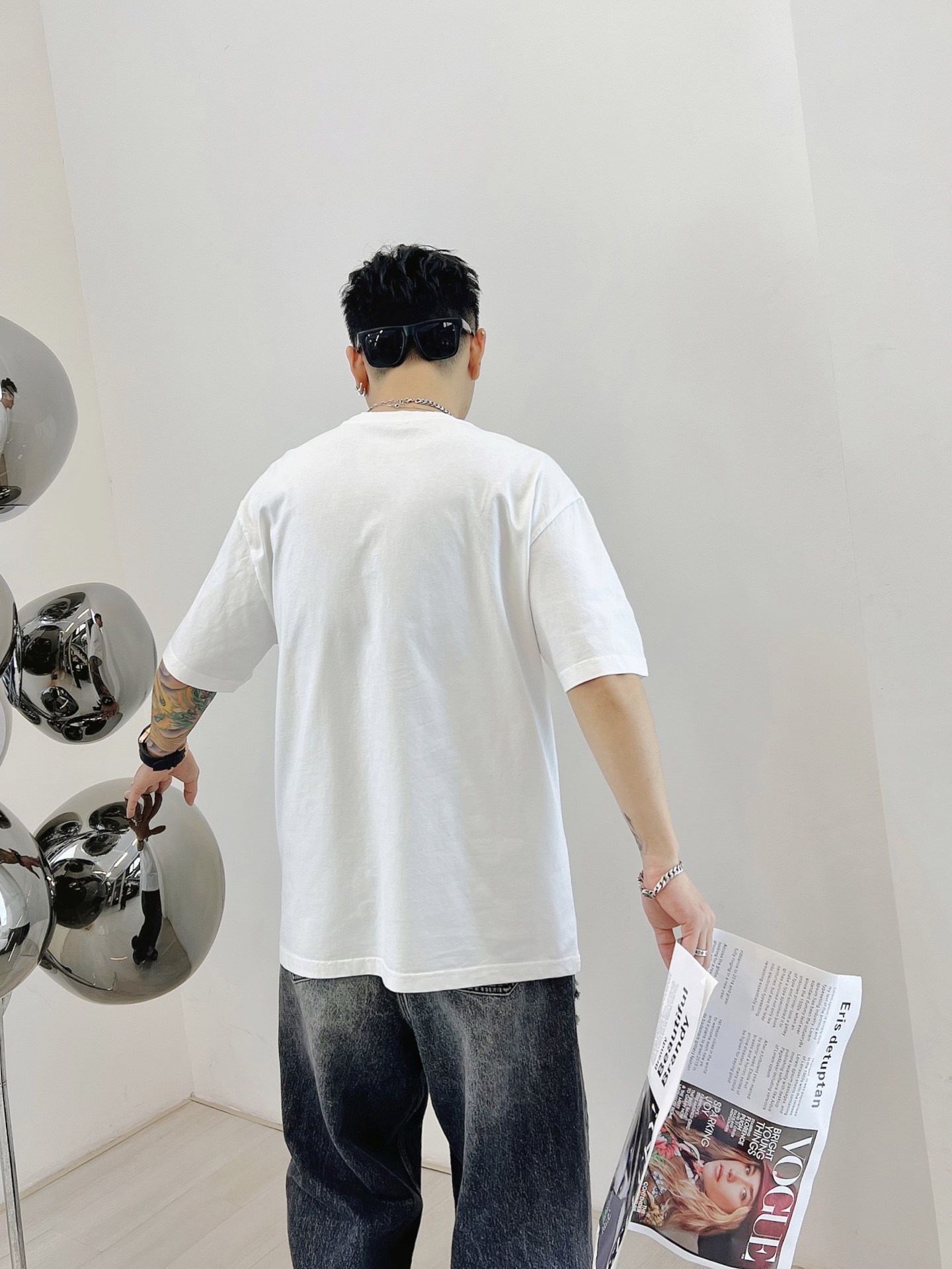 ￼ ￼ ￼ ￼ ￼ 巴黎世家 新款字母印花双层重工短袖T桖 字母图案不管是T桖还是卫衣都是每年的爆款单品