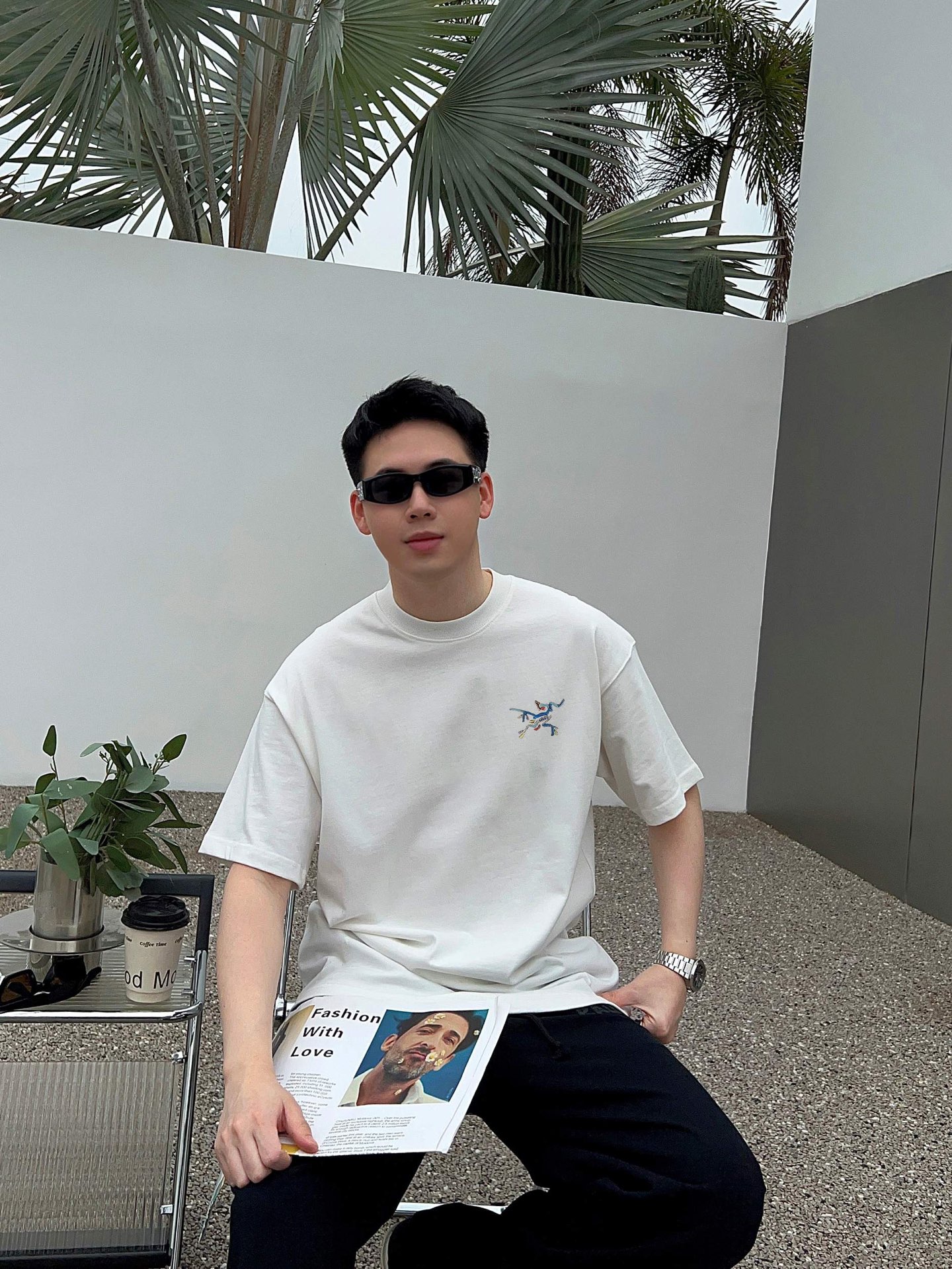 始祖鸟  新款字母印花双层重工短袖T桖  字母图案不管是T桖还是卫衣都是每年的爆款单品  前幅大面积印花