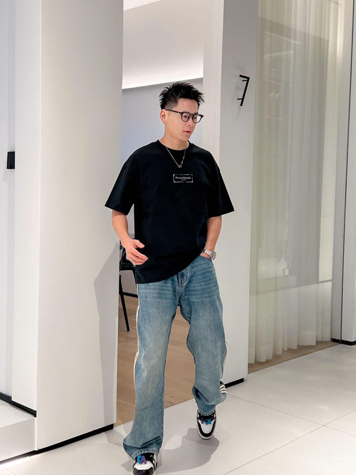 马吉拉  新款字母印花双层重工短袖T桖  字母图案不管是T桖还是卫衣都是每年的爆款单品  前幅大面积印花