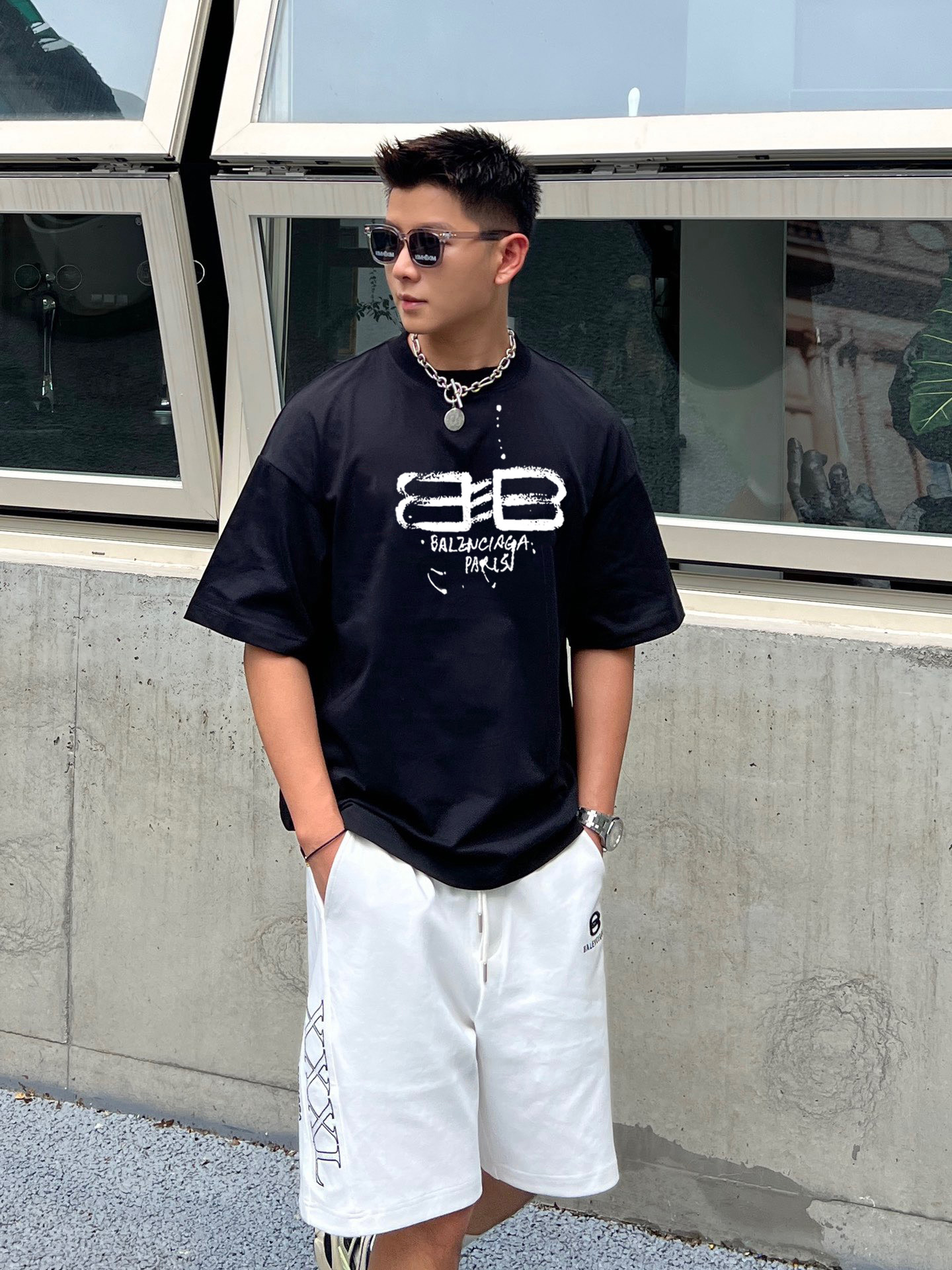 ￼ ￼ ￼ ￼ ￼ 巴黎世家 新款字母印花双层重工短袖T桖 字母图案不管是T桖还是卫衣都是每年的爆款单品