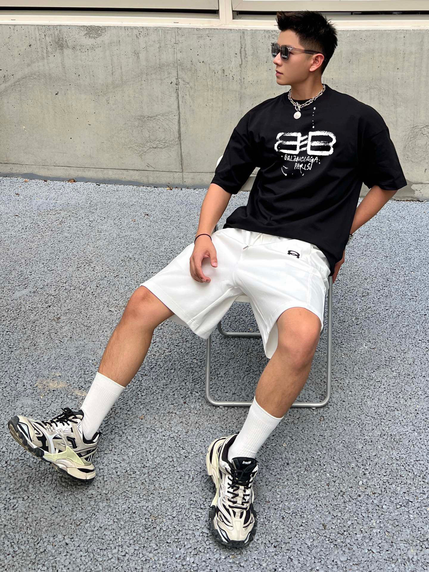 ￼ ￼ ￼ ￼ ￼ 巴黎世家 新款字母印花双层重工短袖T桖 字母图案不管是T桖还是卫衣都是每年的爆款单品