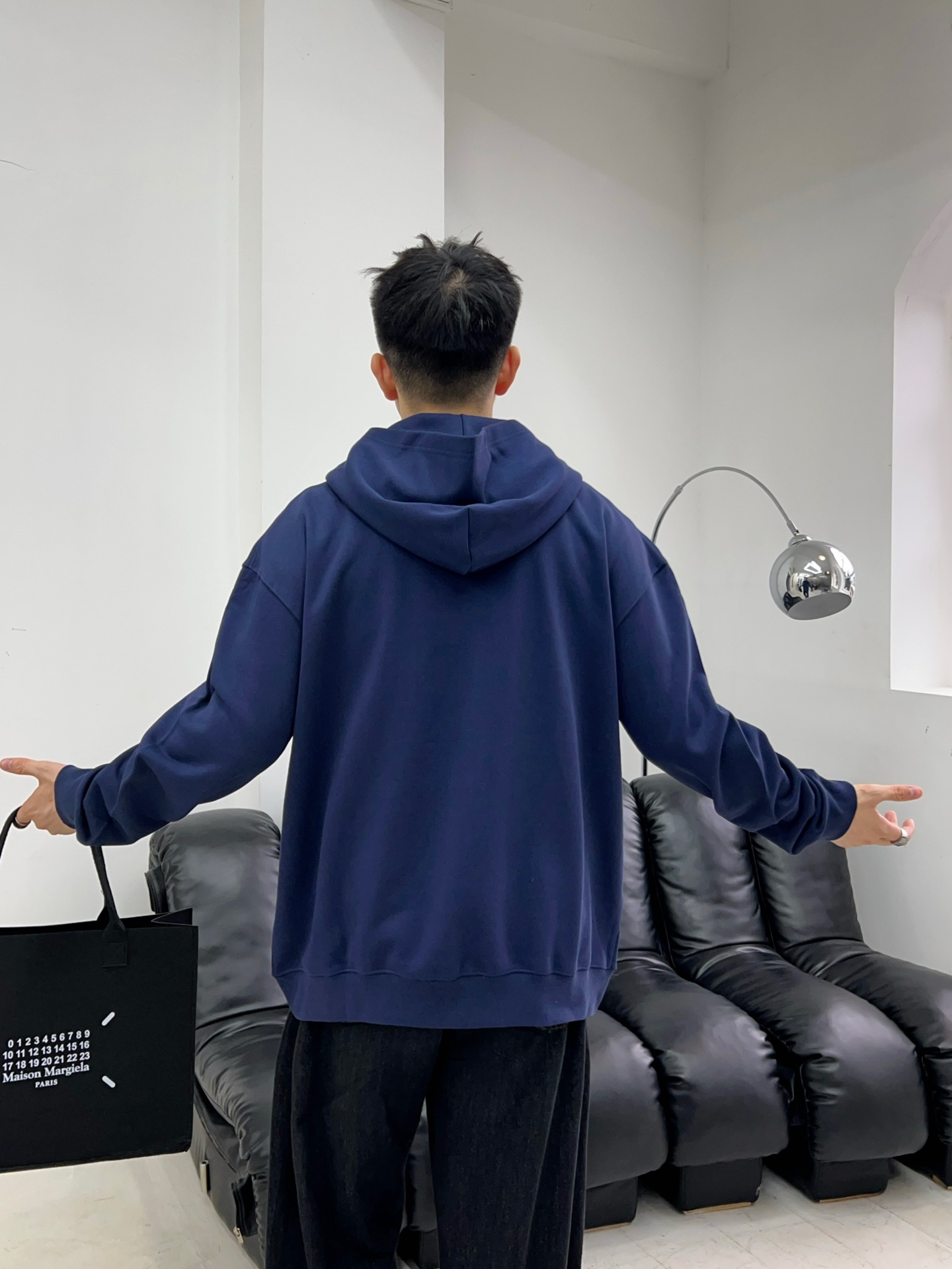 ￼ ￼ ￼ ￼ ￼ ￼ ￼ ￼ ￼ ￼ 普拉达 官网同步发行 胸前印花品牌logo 功能性 机能运动 男