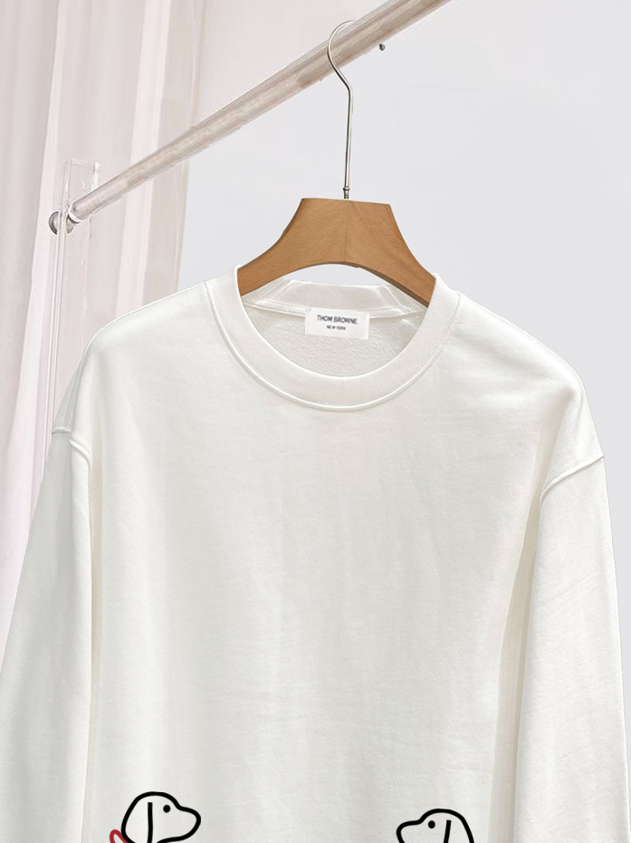 ￼ ￼ ￼ ￼ ￼ ￼ 汤姆布朗 官网 新款字母印花双层重工字母图案不管是T桖还是卫衣都是每年的爆款单品