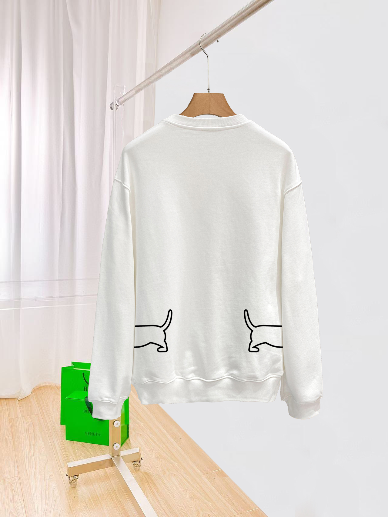 ￼ ￼ ￼ ￼ ￼ ￼ 汤姆布朗 官网 新款字母印花双层重工字母图案不管是T桖还是卫衣都是每年的爆款单品