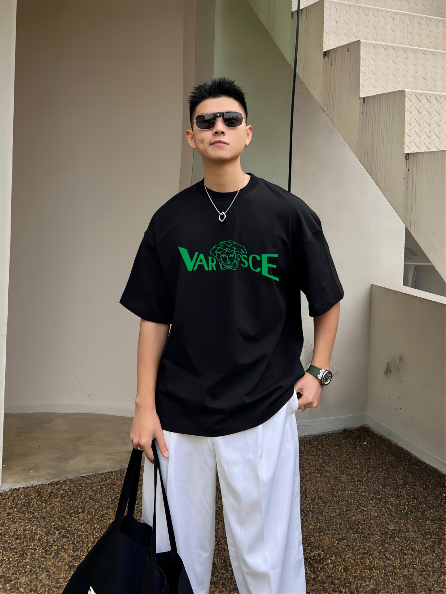 ￼ ￼ ￼ ￼ ￼ ￼ VR 新款字母印花双层重工短袖T桖 字母图案不管是T桖还是卫衣都是每年的爆款单品