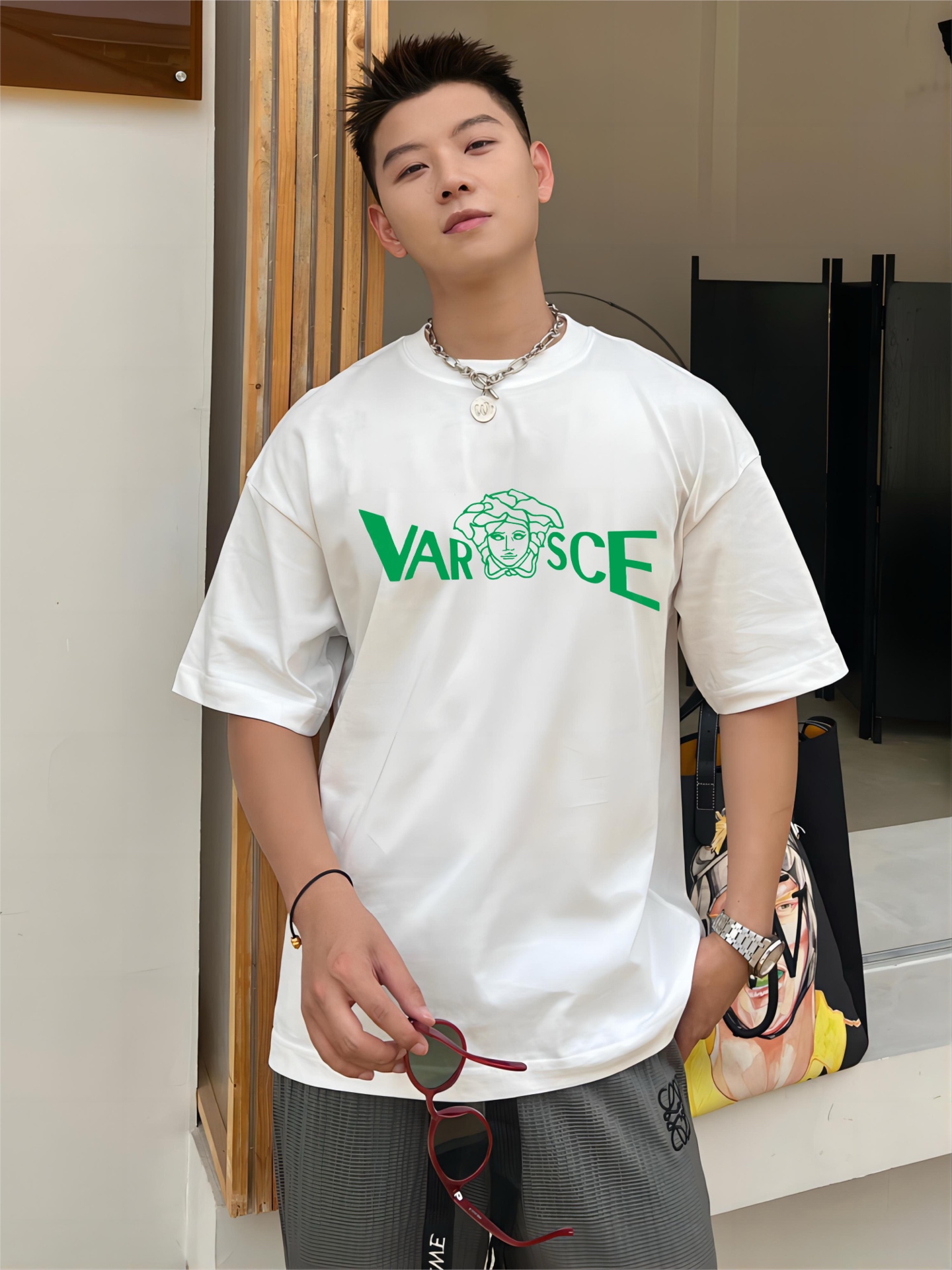 ￼ ￼ ￼ ￼ ￼ ￼ ￼ VR 新款字母印花双层重工短袖T桖 字母图案不管是T桖还是卫衣都是每年的爆款