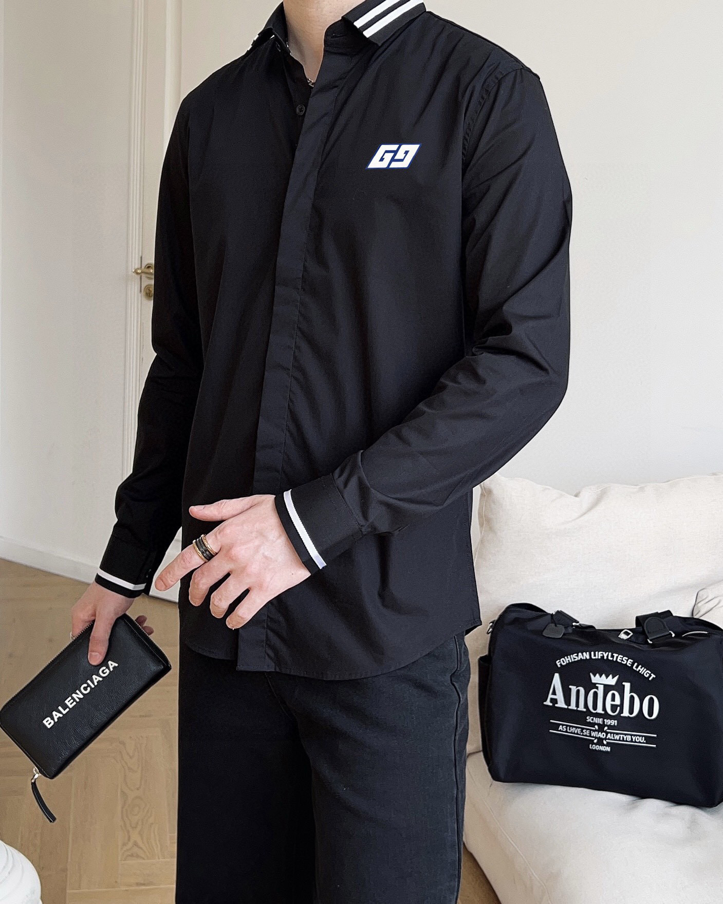 ￼ ￼ ￼ ￼ ￼ ￼ ￼ ￼ 酷奇 专柜最新春款男士必备款衬衫，100%天然棉，舒服透气，原单狠货，原