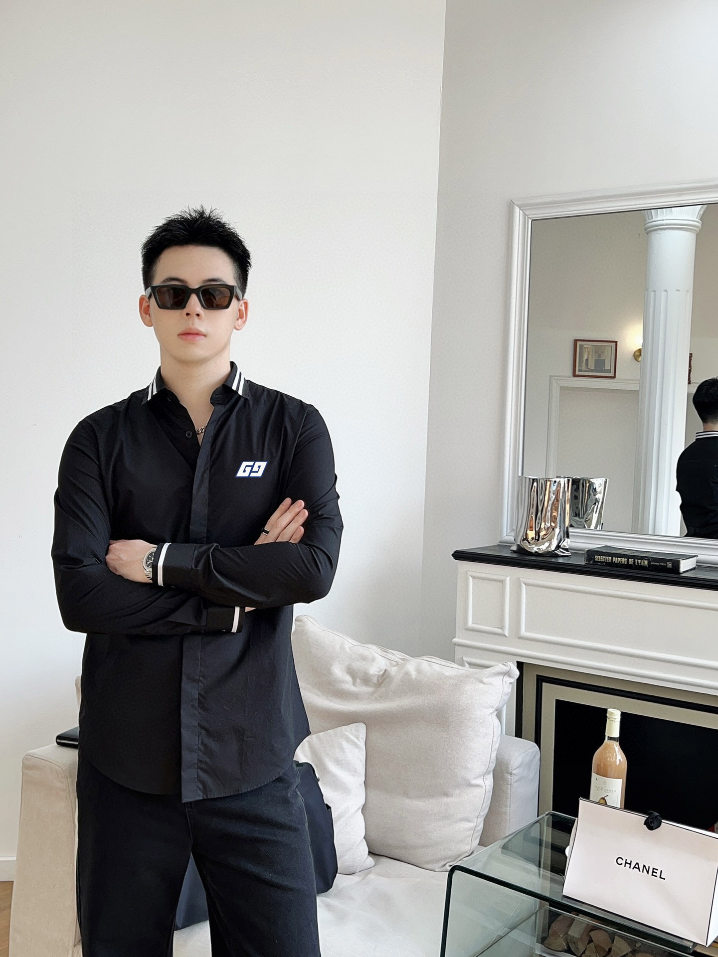 ￼ ￼ ￼ ￼ ￼ ￼ ￼ ￼ 酷奇 专柜最新春款男士必备款衬衫，100%天然棉，舒服透气，原单狠货，原