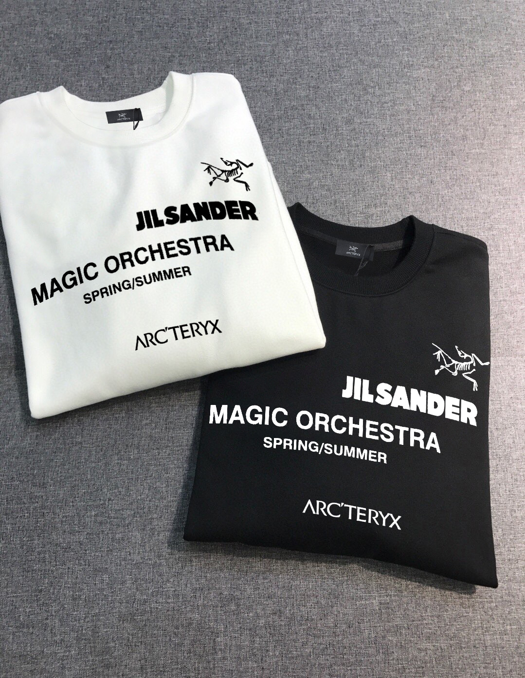 ￼ ￼ ￼ ￼ ￼ ￼ 始祖鸟 官网 新款字母印花双层重工字母图案不管是T桖还是卫衣都是每年的爆款单品 