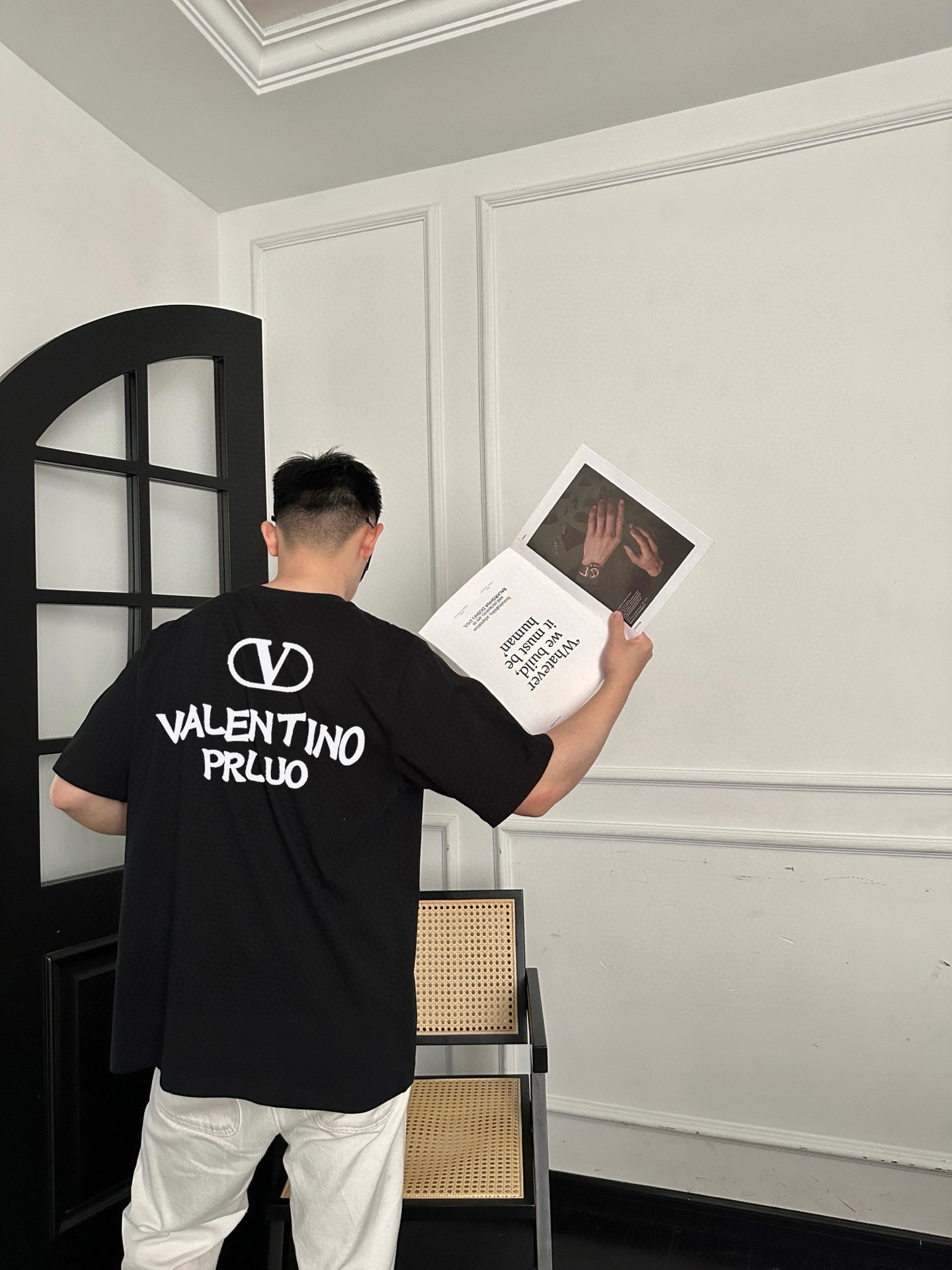 ￼ ￼ ￼ ￼ ￼ ￼ ￼ ￼ ￼￼ 华伦天奴 新款字母印花双层重工短袖T桖 字母图案不管是T桖还是卫衣