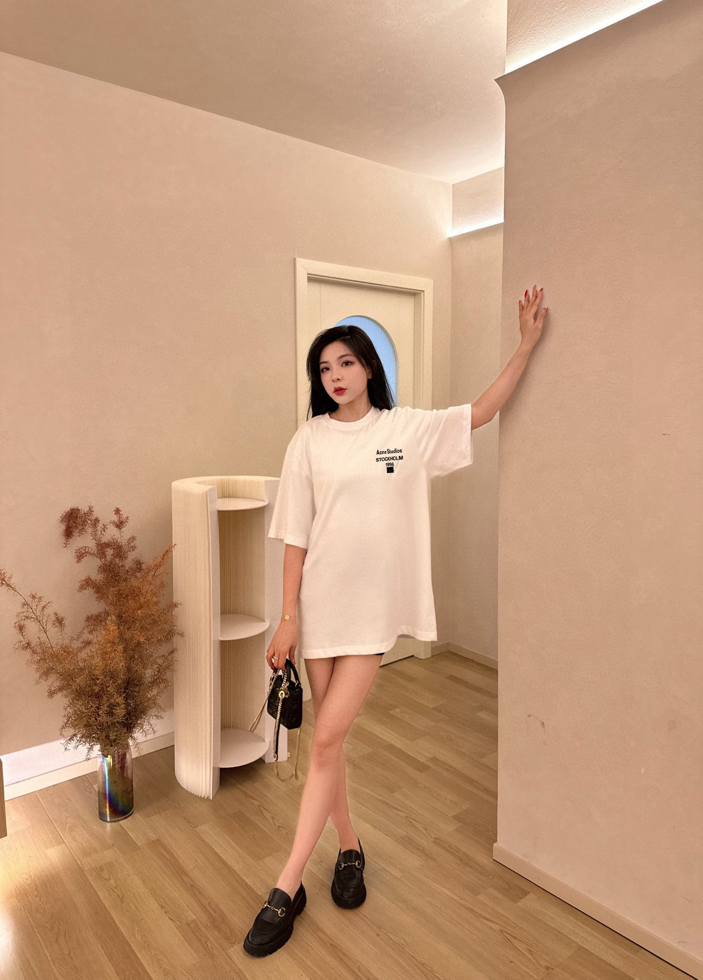 ￼ ￼ ￼ ￼ ￼ ￼ ￼ ￼ ￼￼ ACNE 新款字母印花双层重工短袖T桖 字母图案不管是T桖还是卫衣