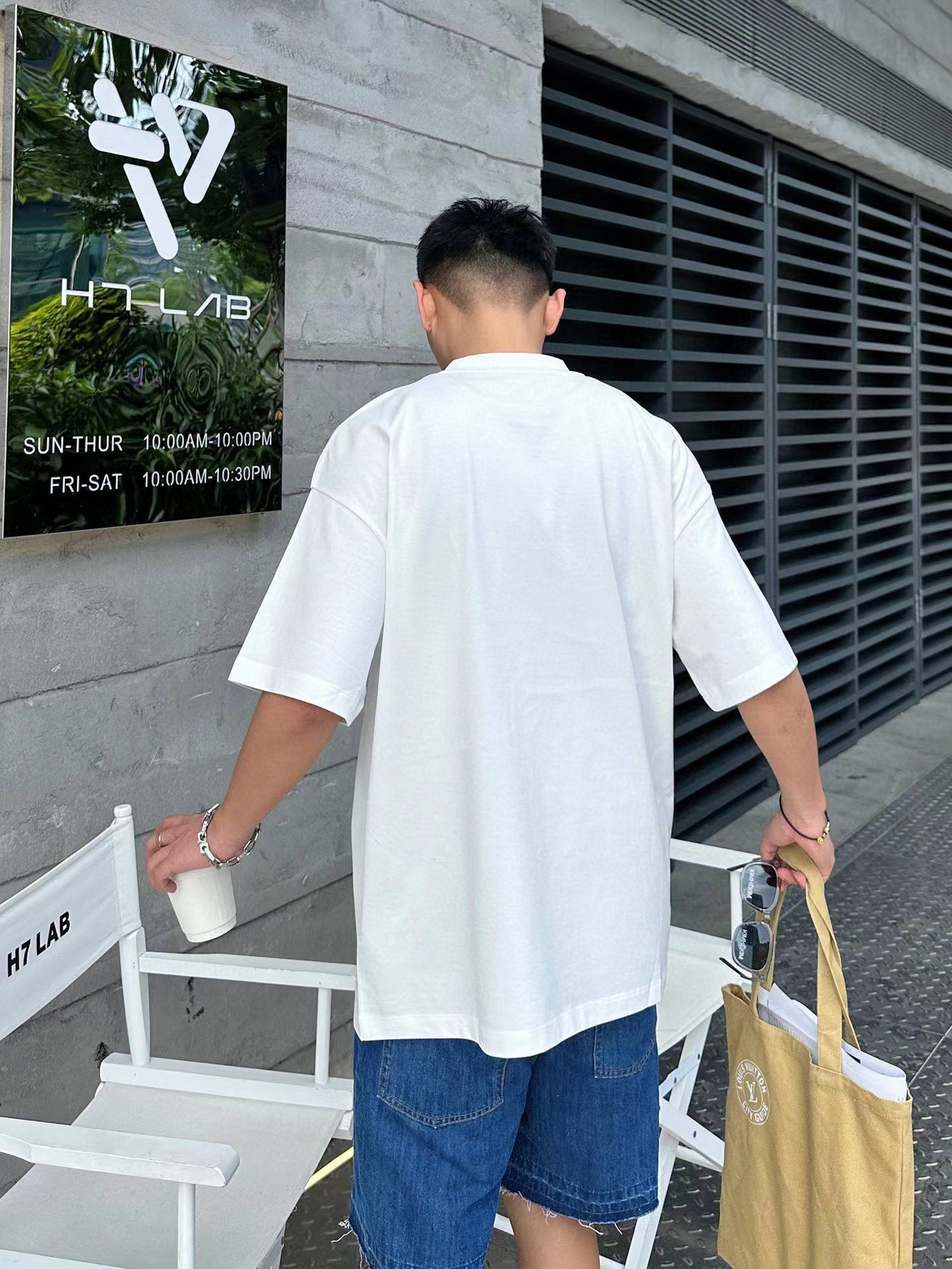 ￼ ￼ ￼ ￼ ￼ ￼ ￼ ￼ ￼￼ 巴黎世家 新款字母印花双层重工短袖T桖 字母图案不管是T桖还是卫衣