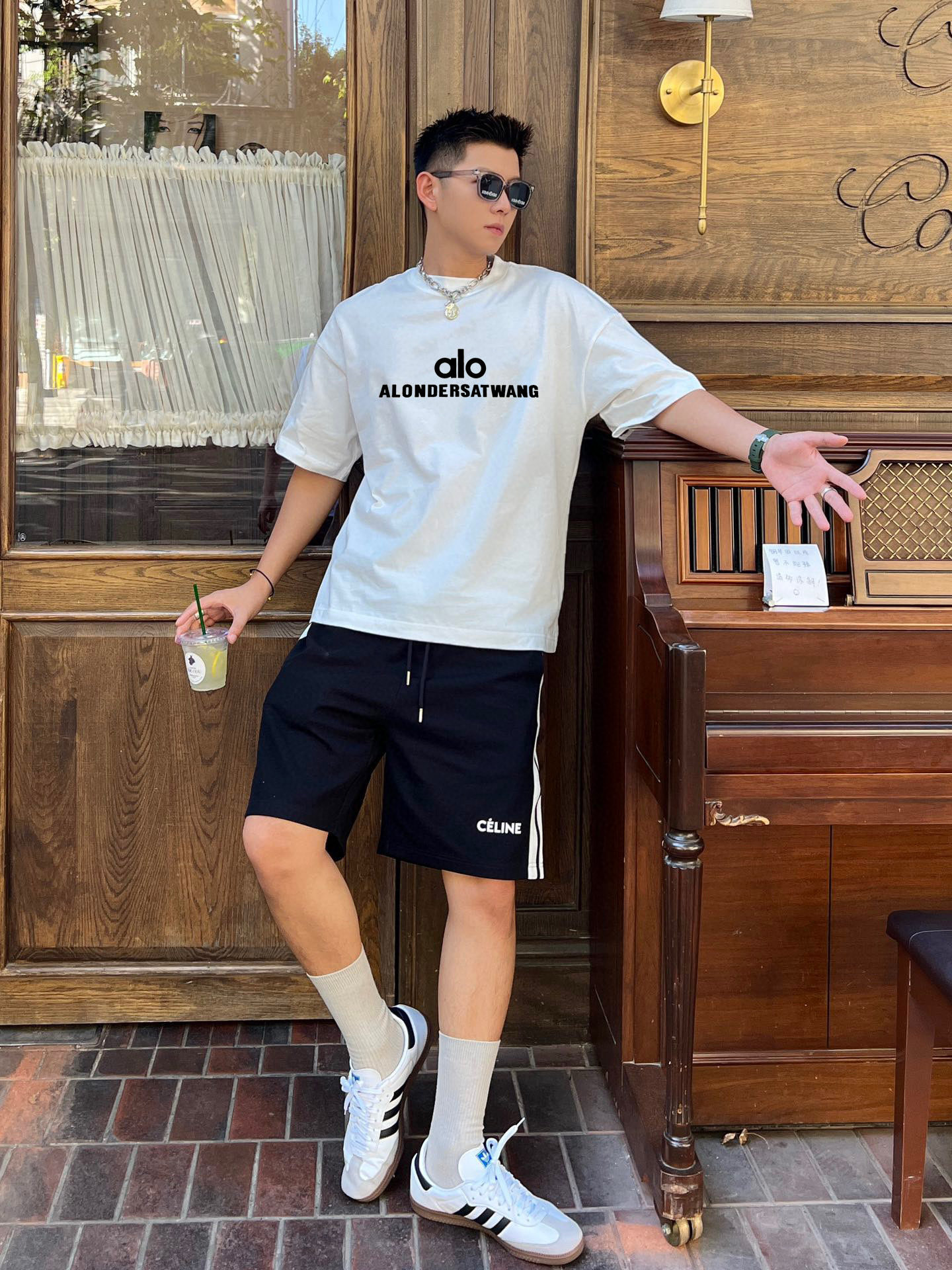 ￼ ￼ ￼ ￼ ￼ ￼ ￼ ￼ ￼￼ alo 新款字母印花双层重工短袖T桖 字母图案不管是T桖还是卫衣都