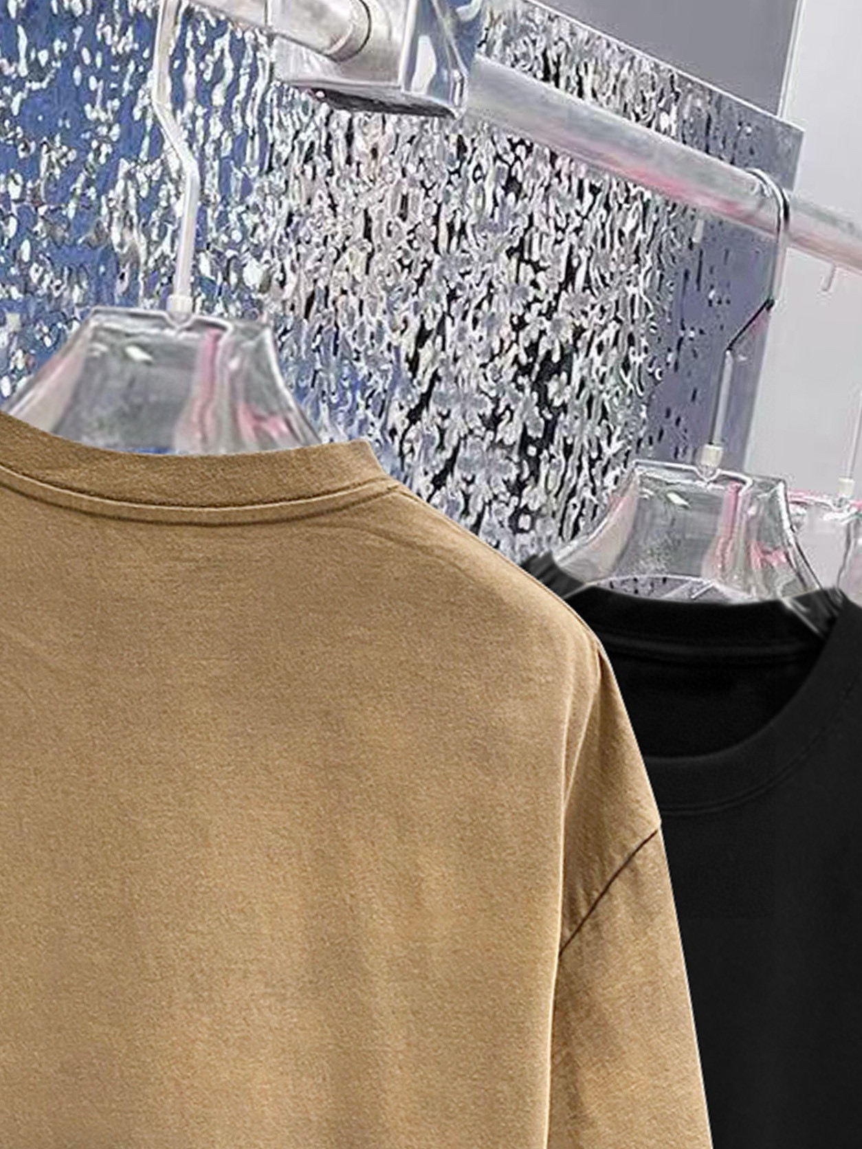 ACNE 25官网同步发售 欧美流行趋势 洗水分层工艺 洗水纯棉面料 柔软舒适细腻 大幅印花 提升档次 