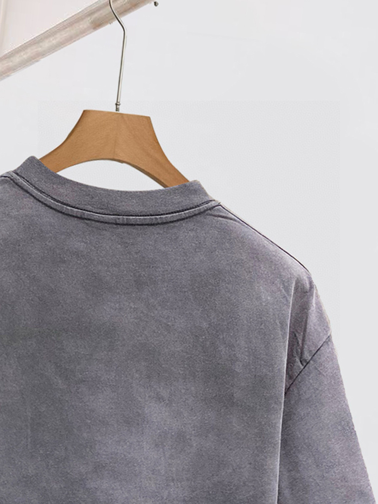 ACNE 25官网同步发售 欧美流行趋势 洗水分层工艺 洗水纯棉面料 柔软舒适细腻 大幅印花 提升档次 