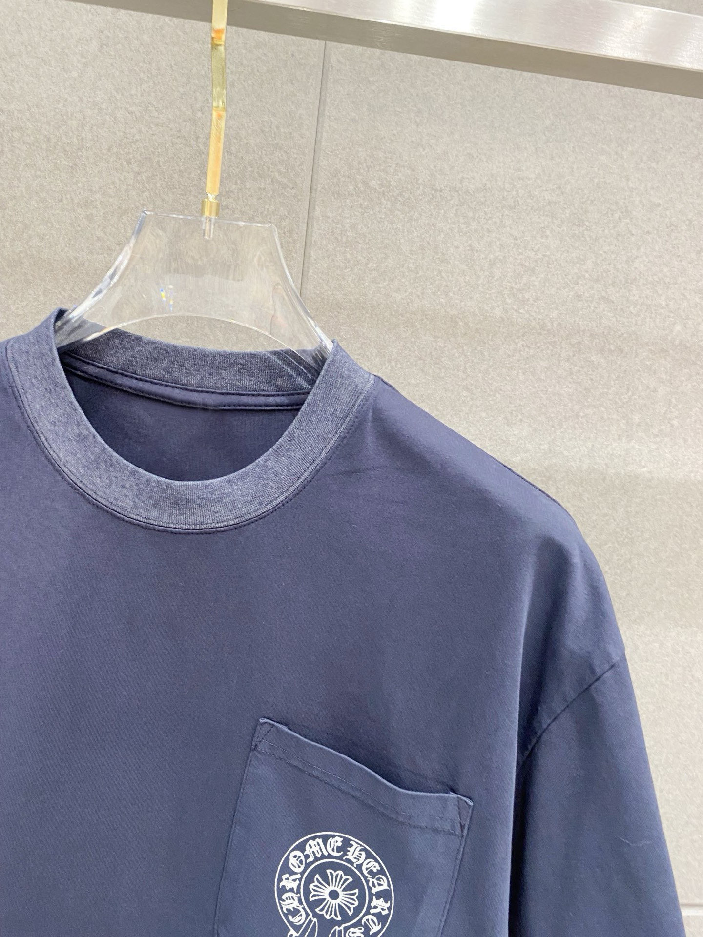 克罗心 25官网同步发售 欧美流行趋势 洗水分层工艺 拼接口袋图案展示 洗水纯棉面料 提升档次 柔软舒适